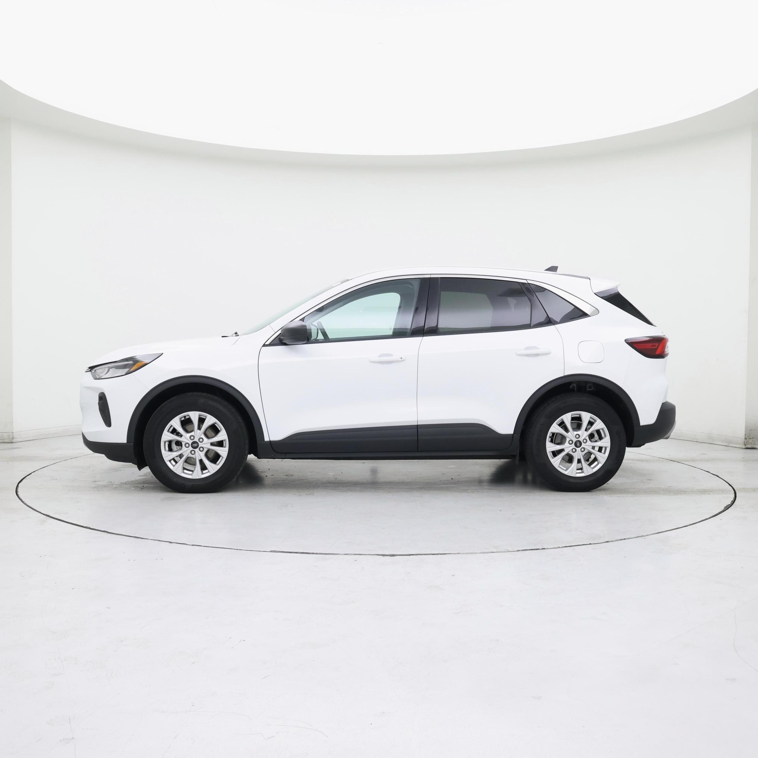 Thumbnail: 2023 Ford Escape - 3