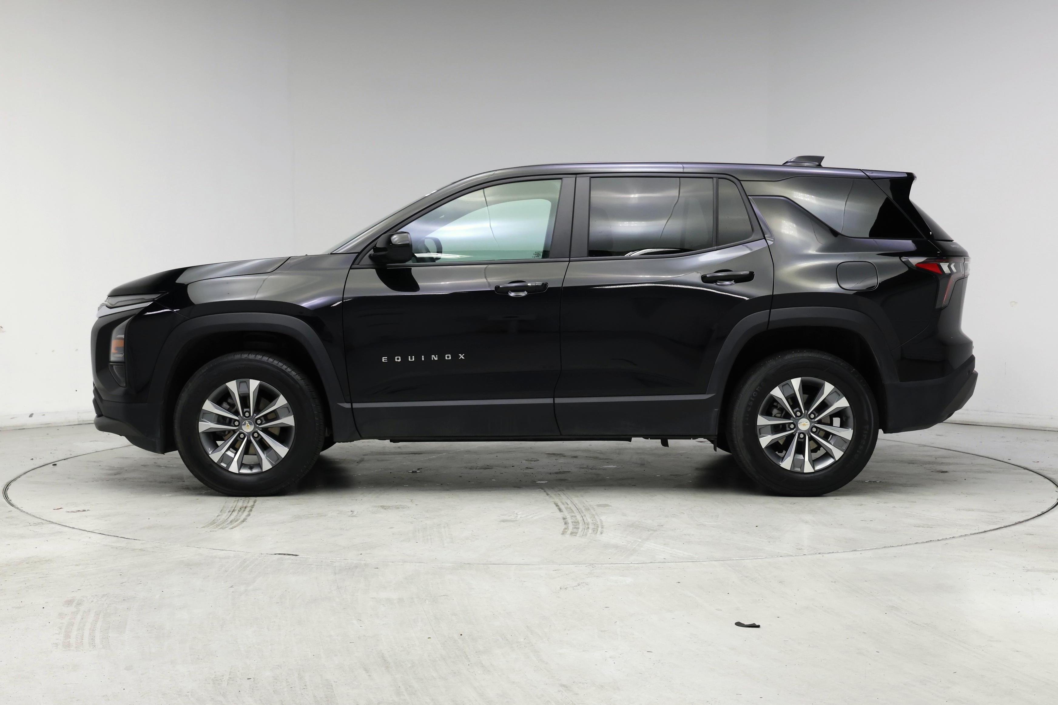 Thumbnail: 2025 Chevrolet Equinox - 3