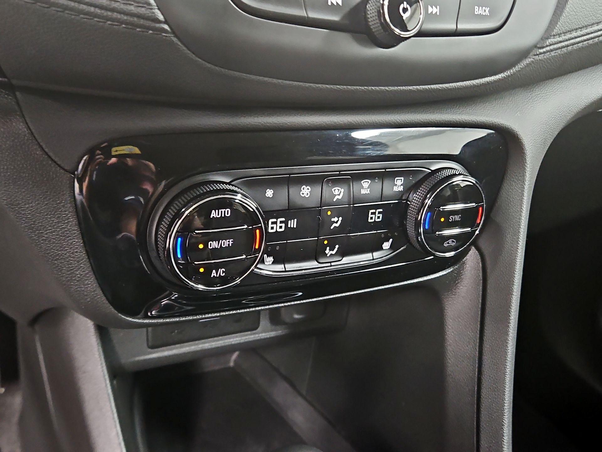 Thumbnail: 2023 Buick Encore GX - 16