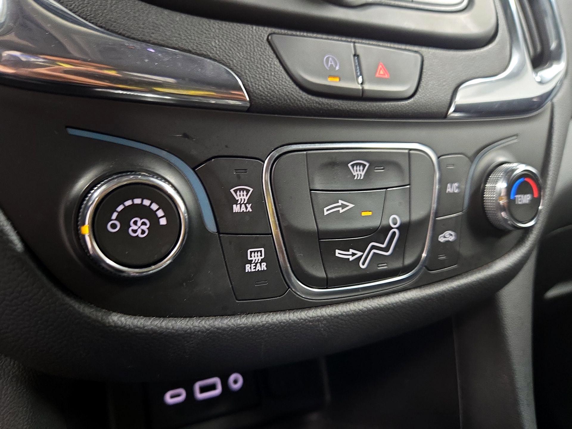 Thumbnail: 2023 Chevrolet Equinox - 16