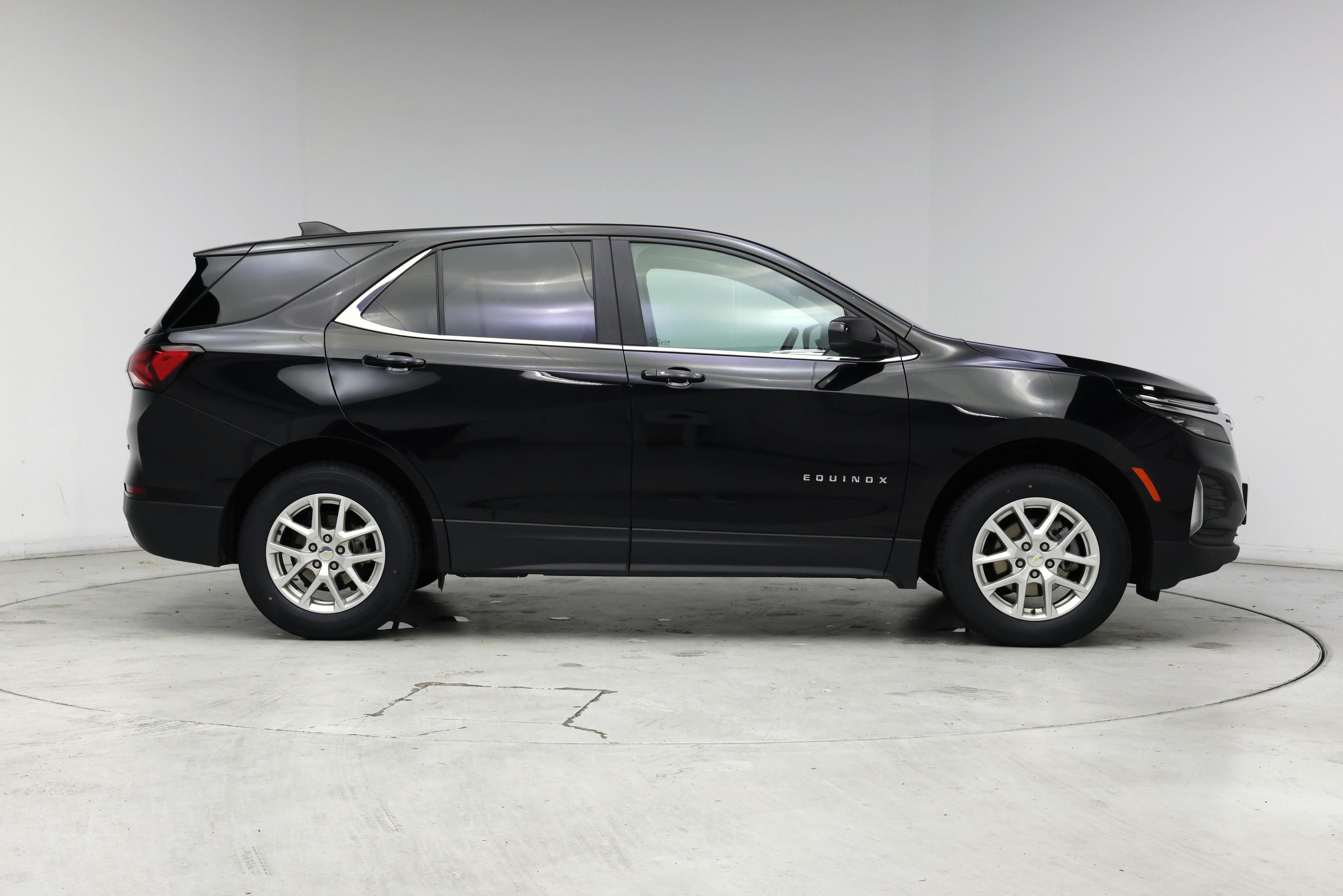 Thumbnail: 2023 Chevrolet Equinox - 7