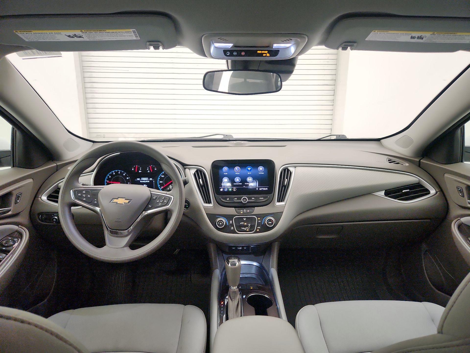 Thumbnail: 2020 Chevrolet Malibu - 9