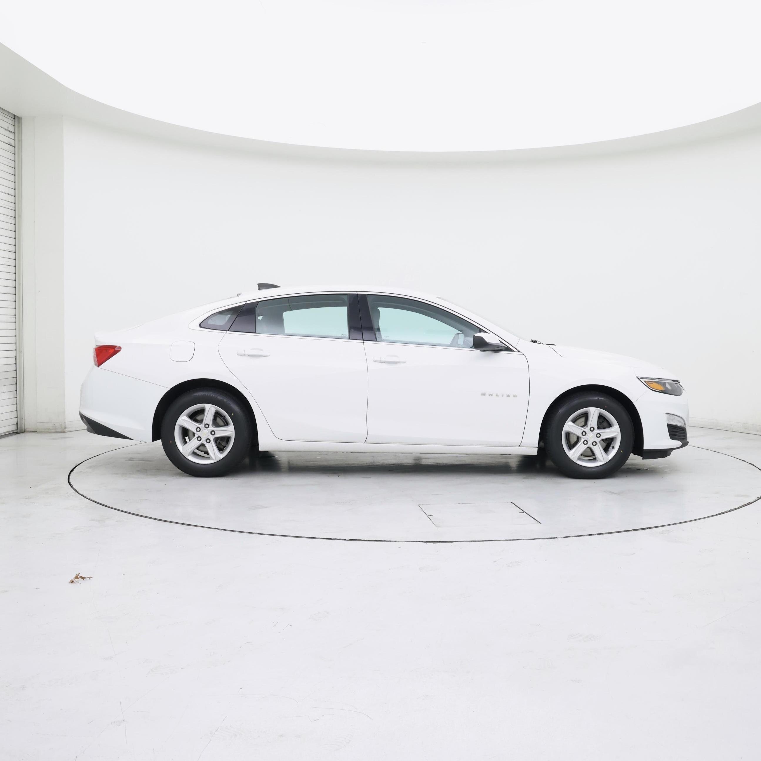 Thumbnail: 2020 Chevrolet Malibu - 7