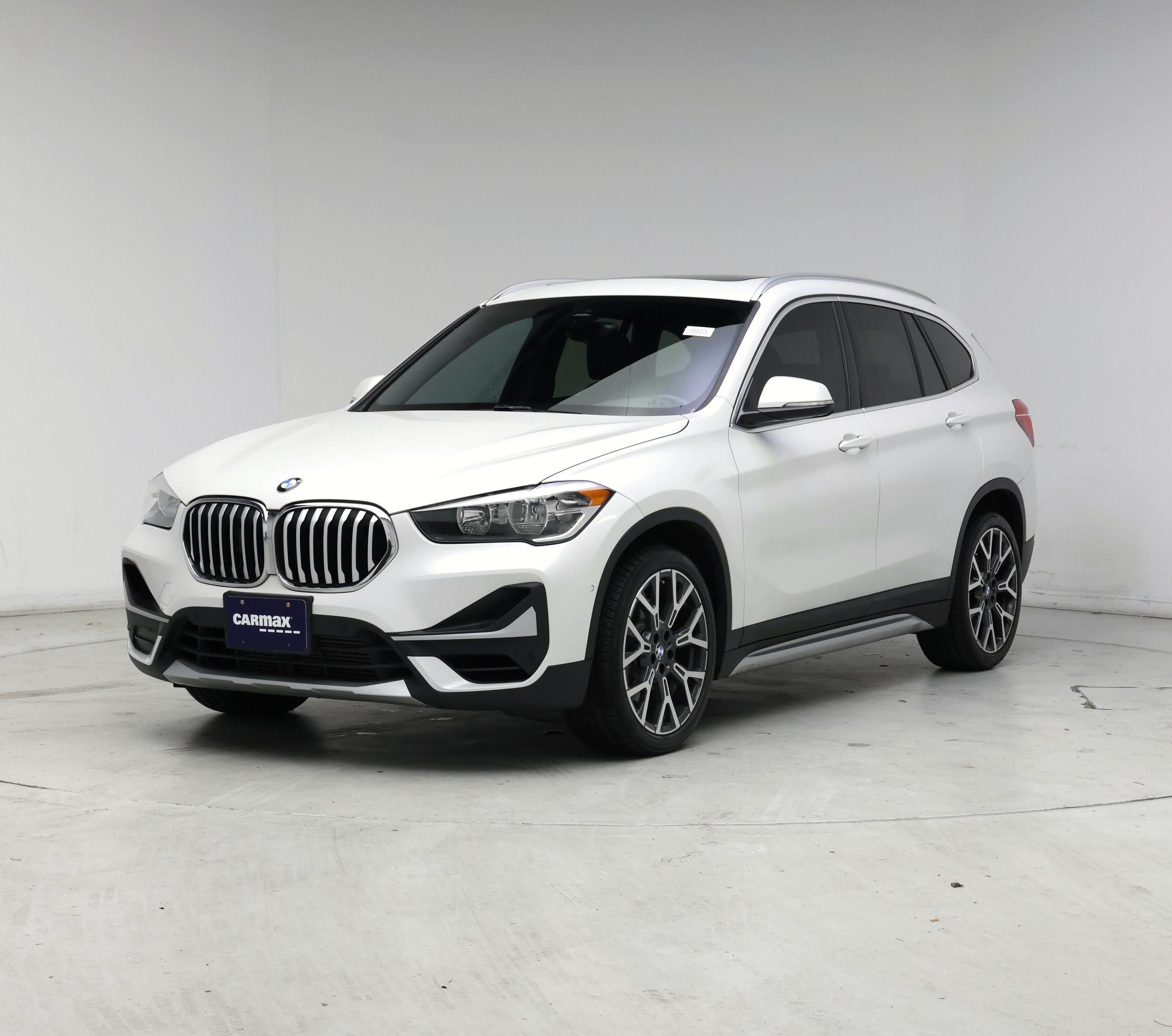 Thumbnail: 2021 BMW X1 - 4