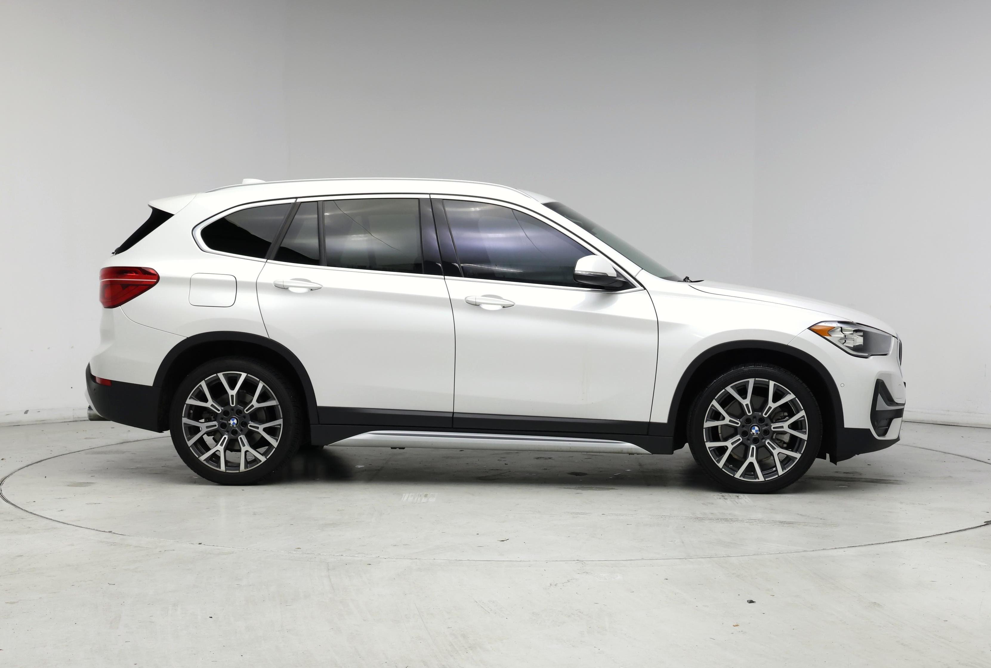 Thumbnail: 2021 BMW X1 - 7
