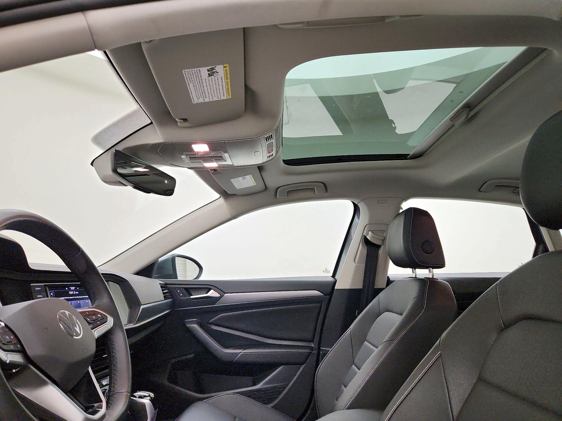 Thumbnail: 2024 Volkswagen Jetta - 19