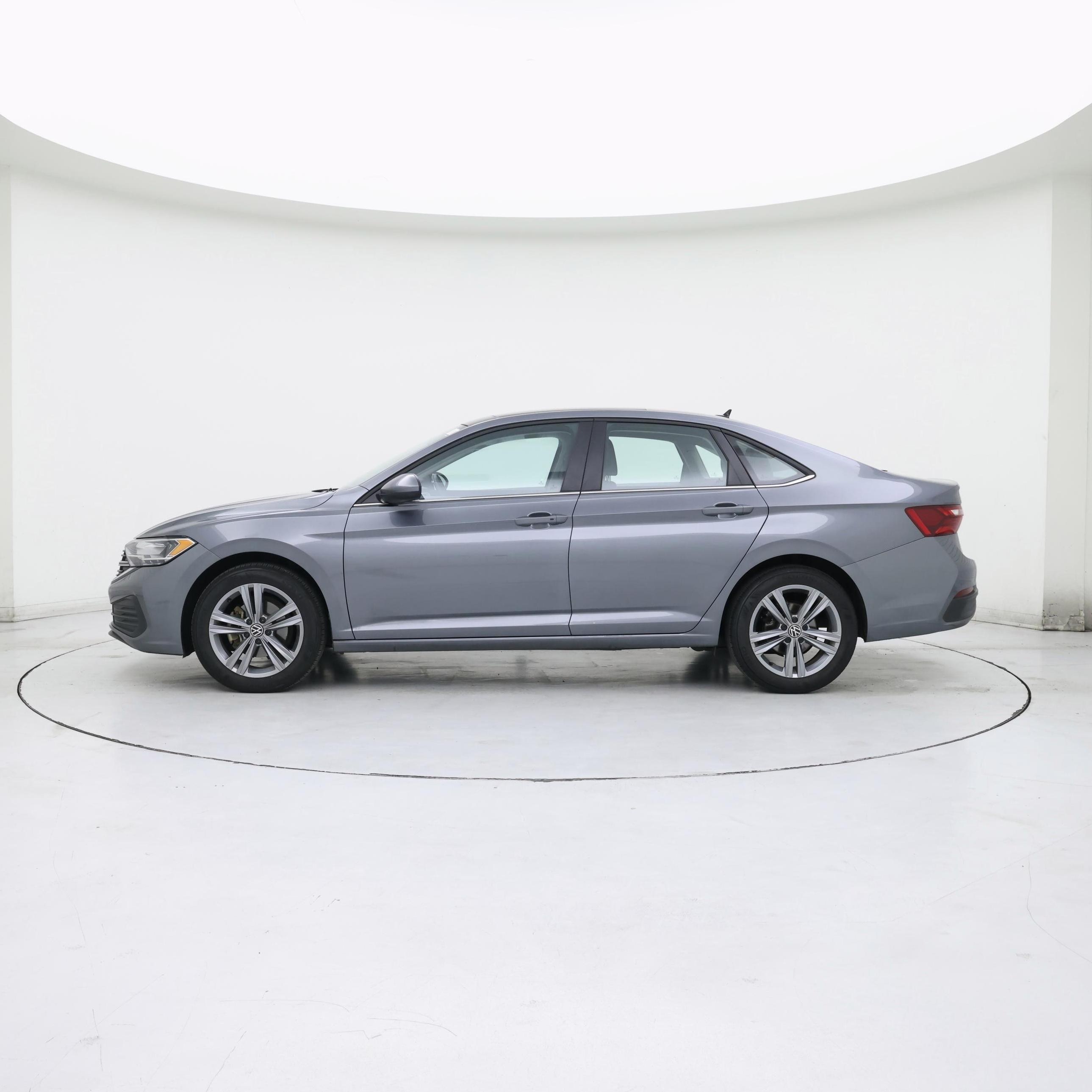 Thumbnail: 2024 Volkswagen Jetta - 3