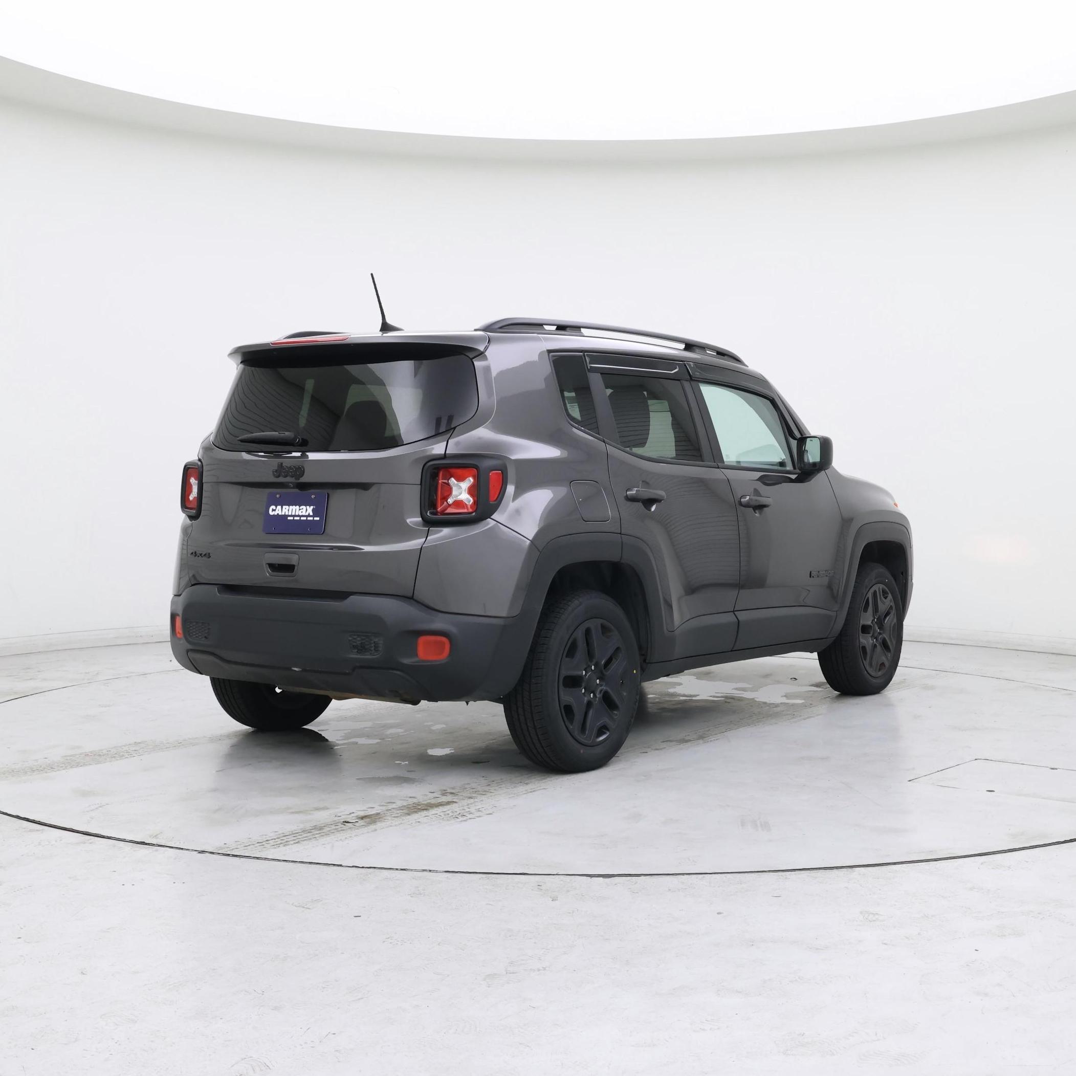 Thumbnail: 2018 Jeep Renegade - 8