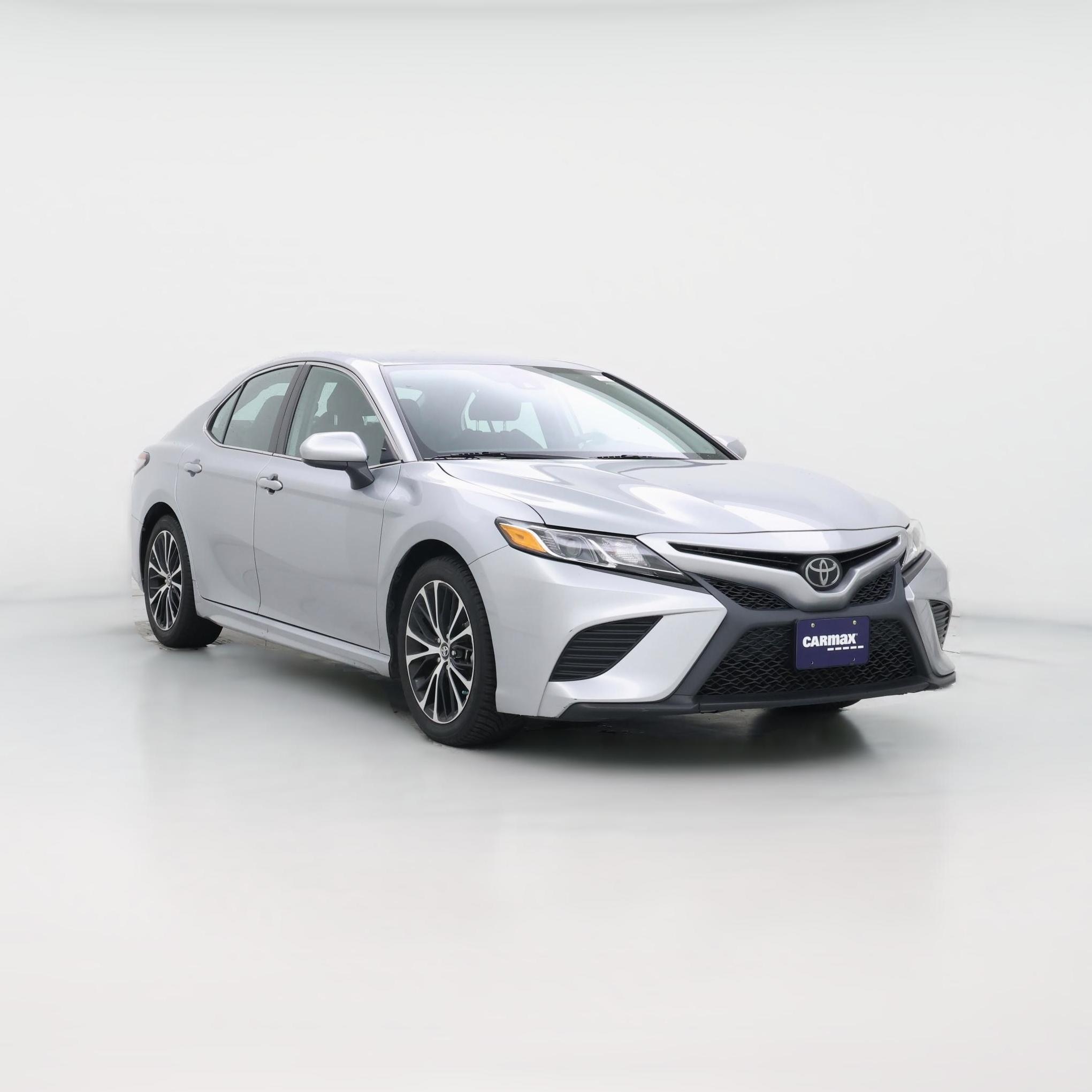 Thumbnail: 2019 Toyota Camry - 1