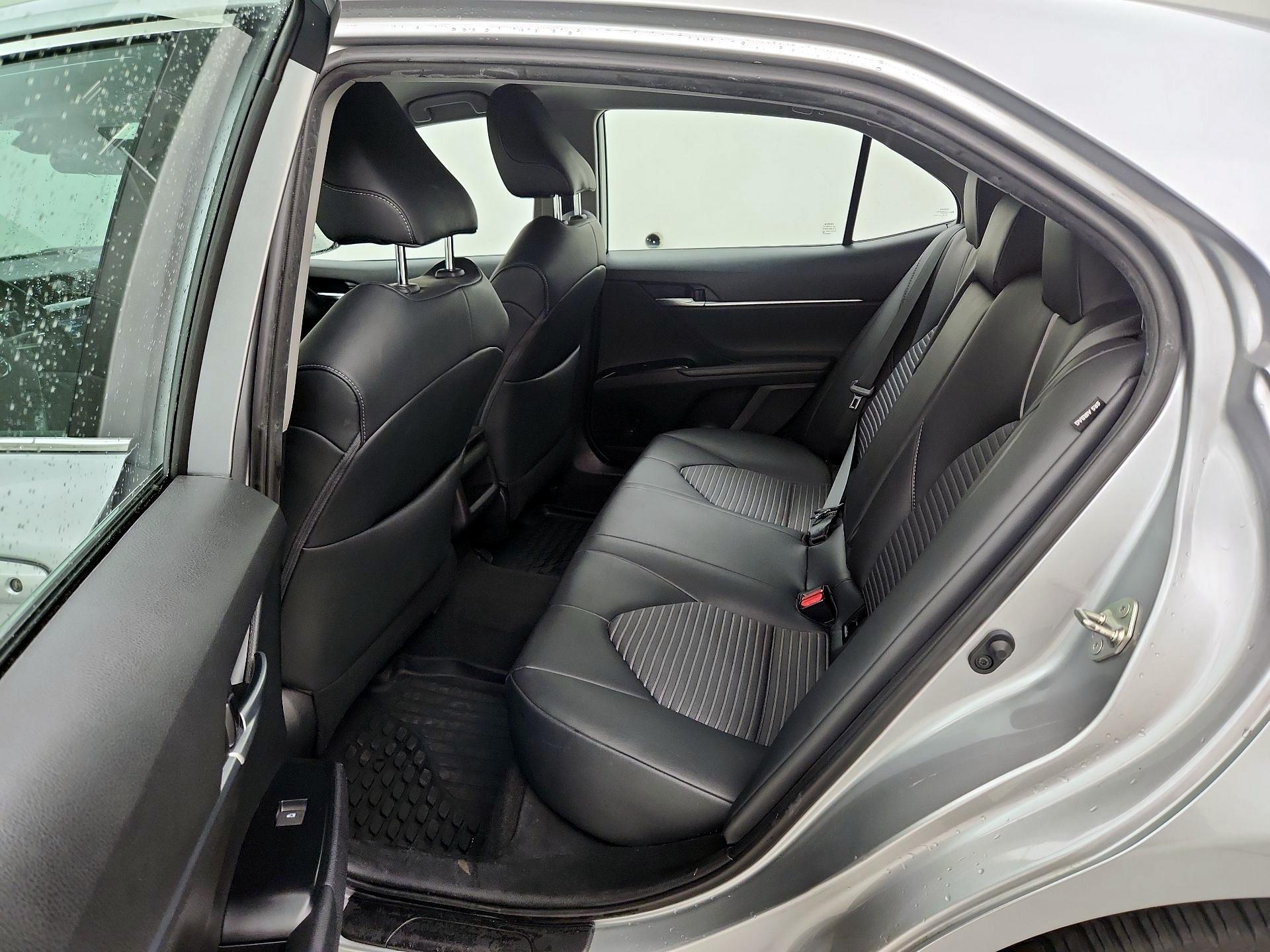 Thumbnail: 2019 Toyota Camry - 19