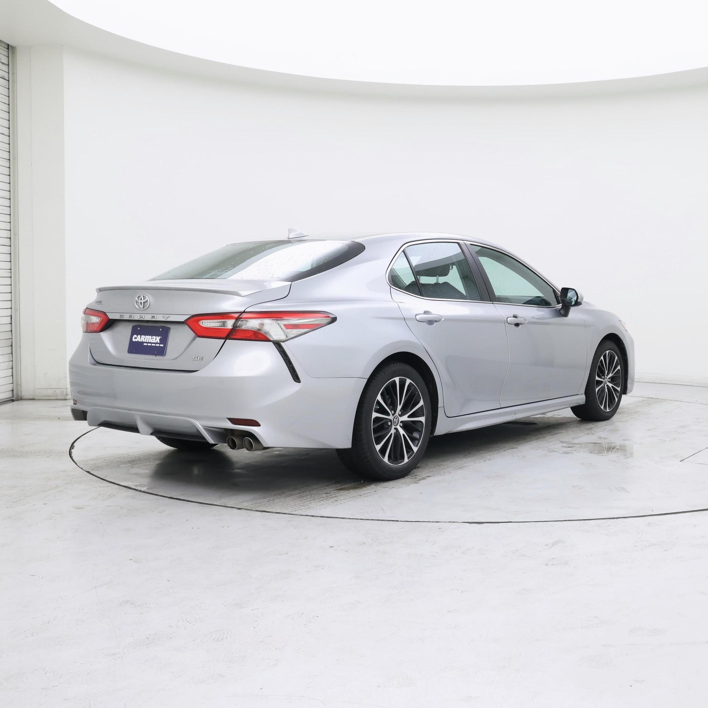 Thumbnail: 2019 Toyota Camry - 8