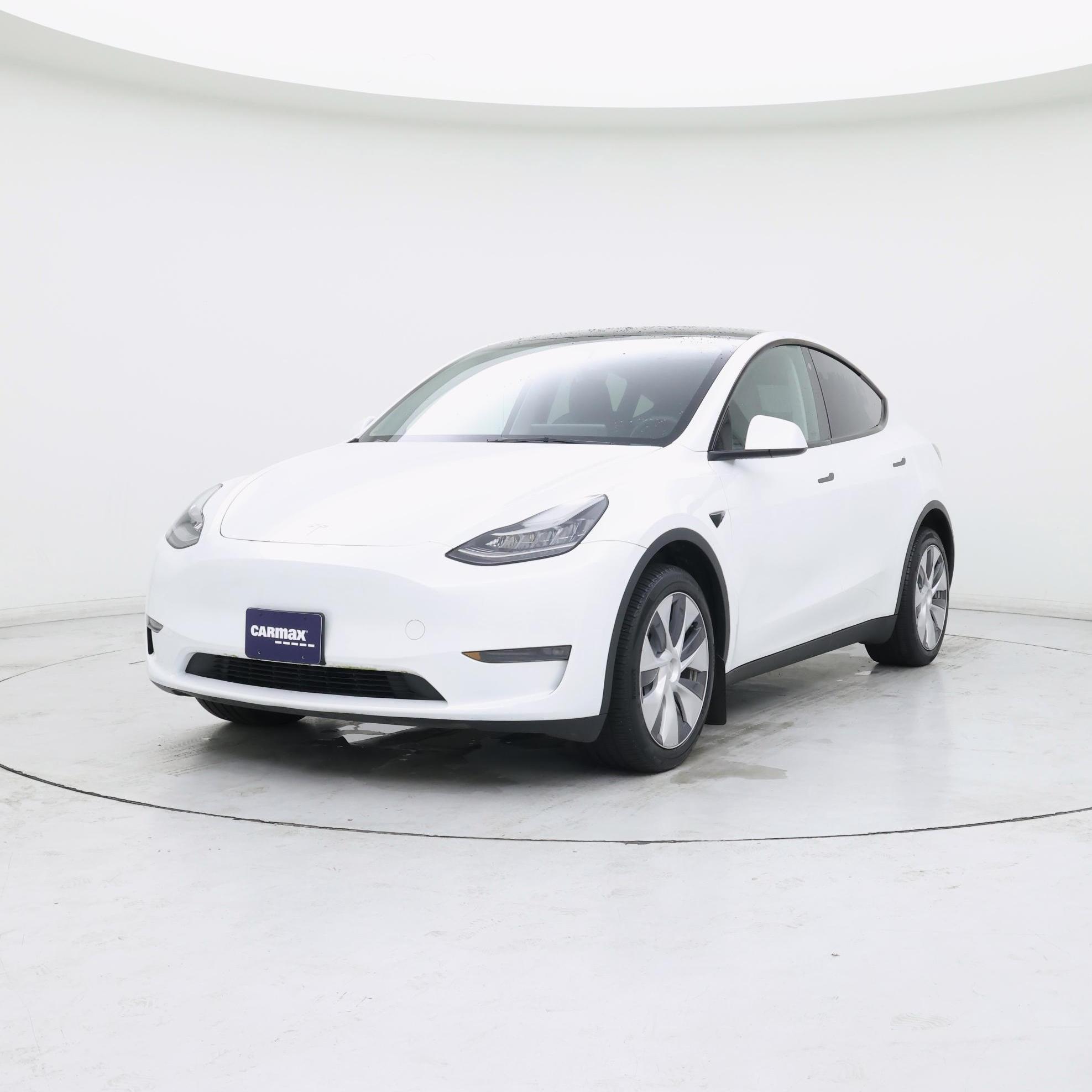 Thumbnail: 2023 Tesla Model Y - 4