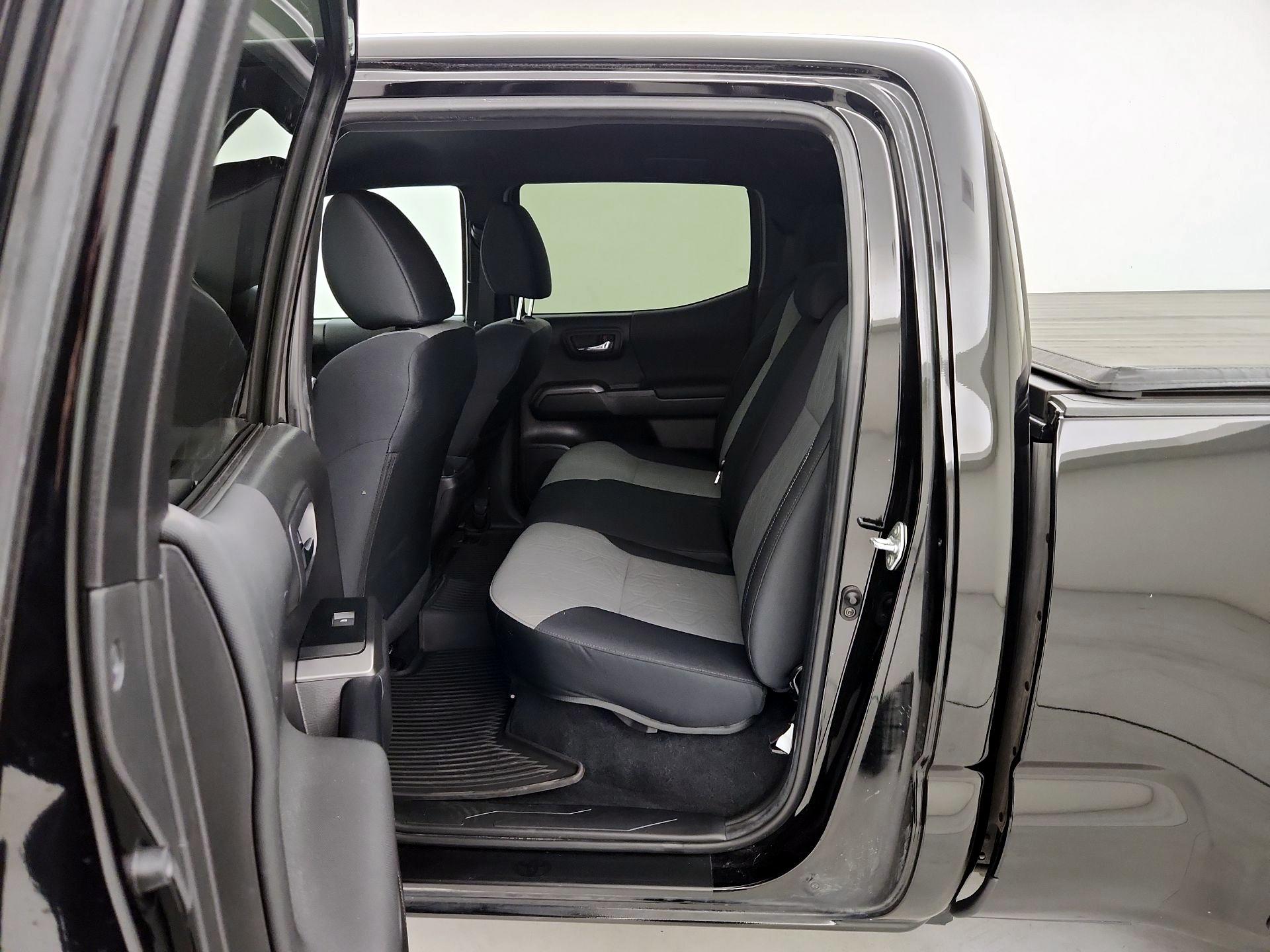 Thumbnail: 2023 Toyota Tacoma - 19