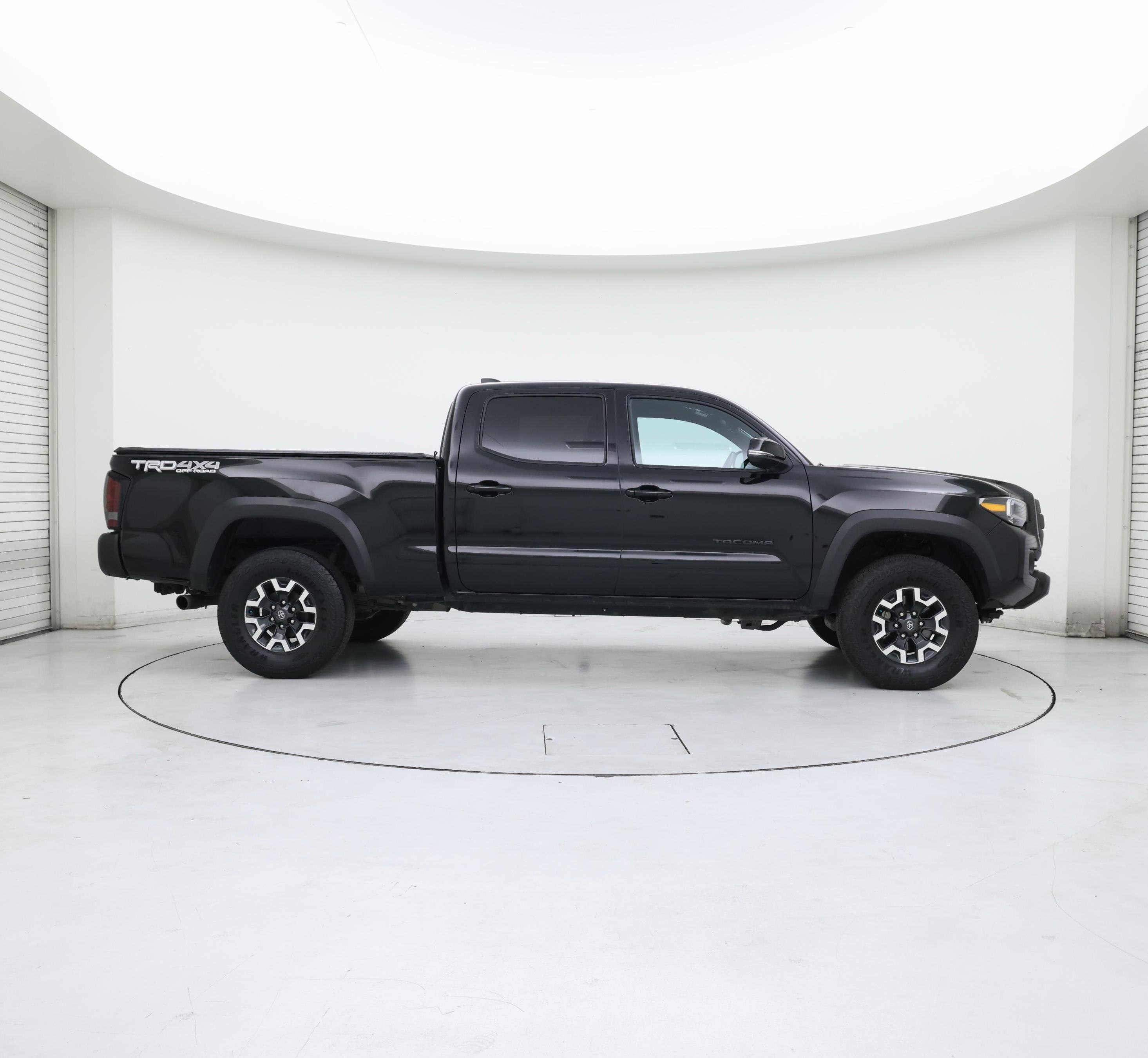 Thumbnail: 2023 Toyota Tacoma - 7