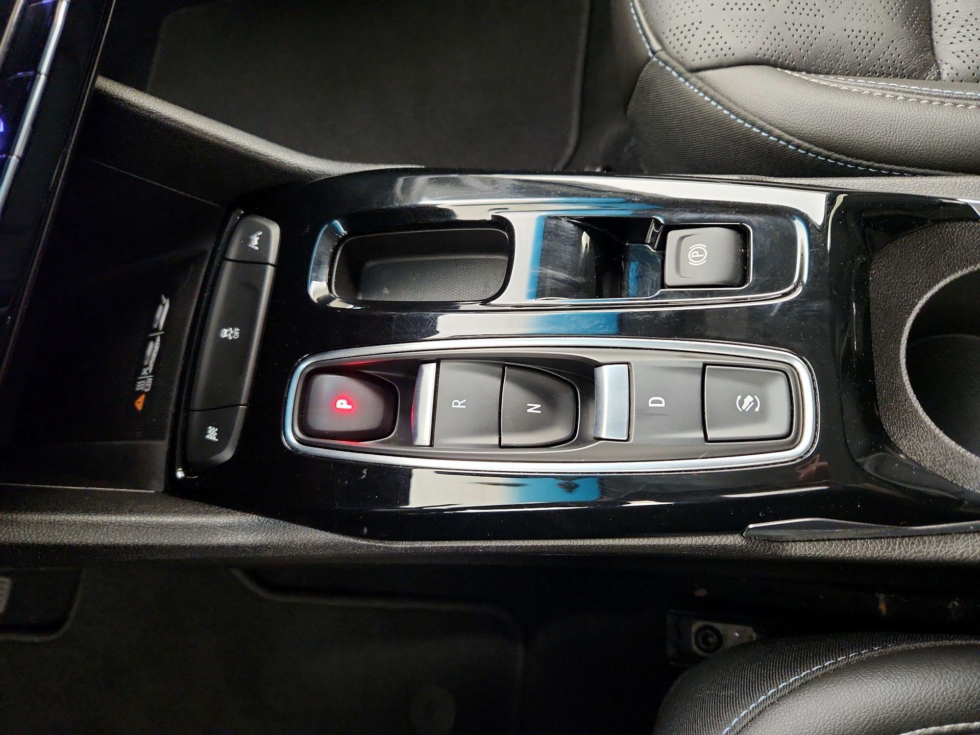 Thumbnail: 2023 Chevrolet Bolt EV - 17