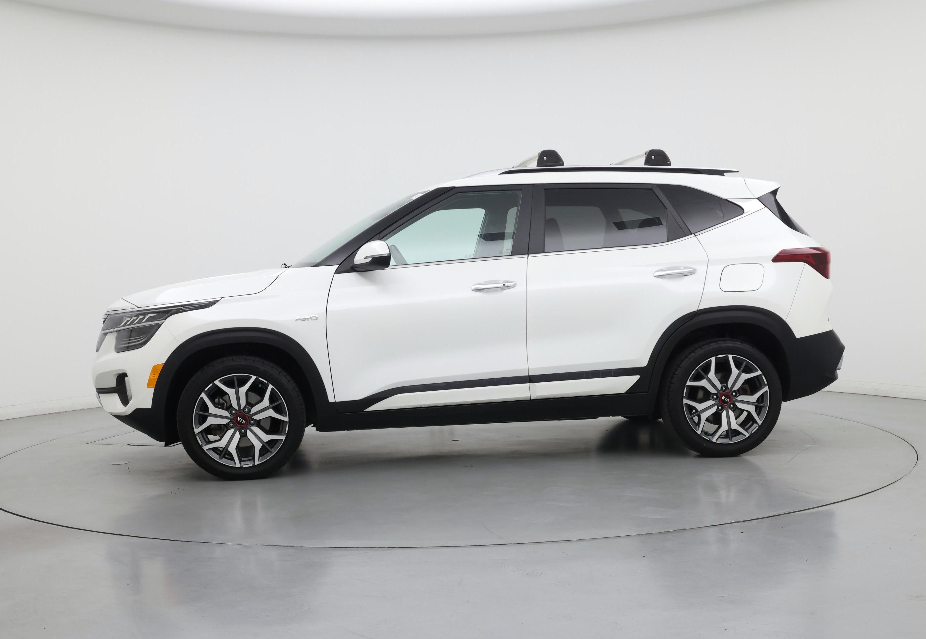 Thumbnail: 2021 Kia Seltos - 3