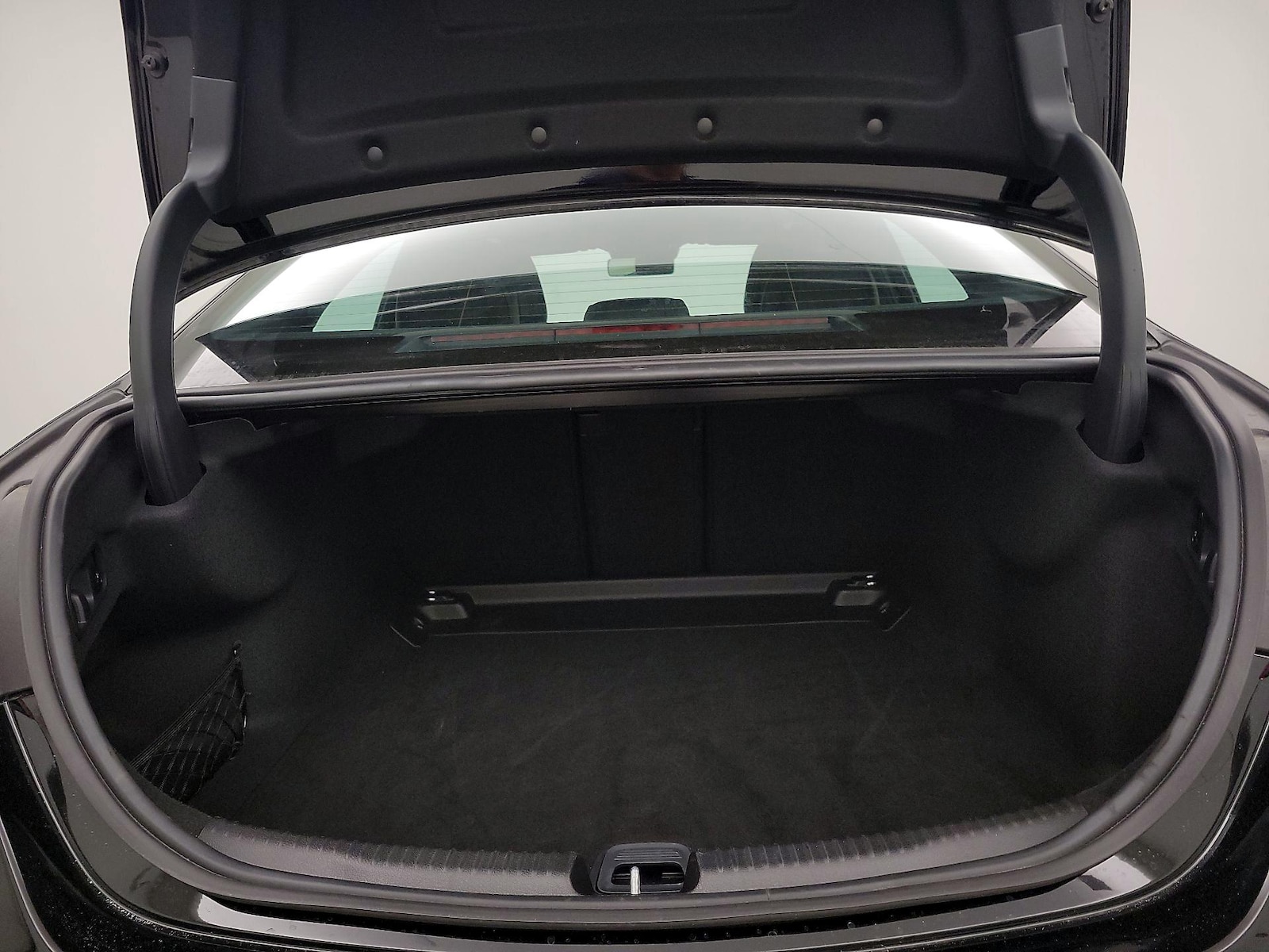 2025 Mercedes-Benz C-Class Sedan C 300 - Photo 22