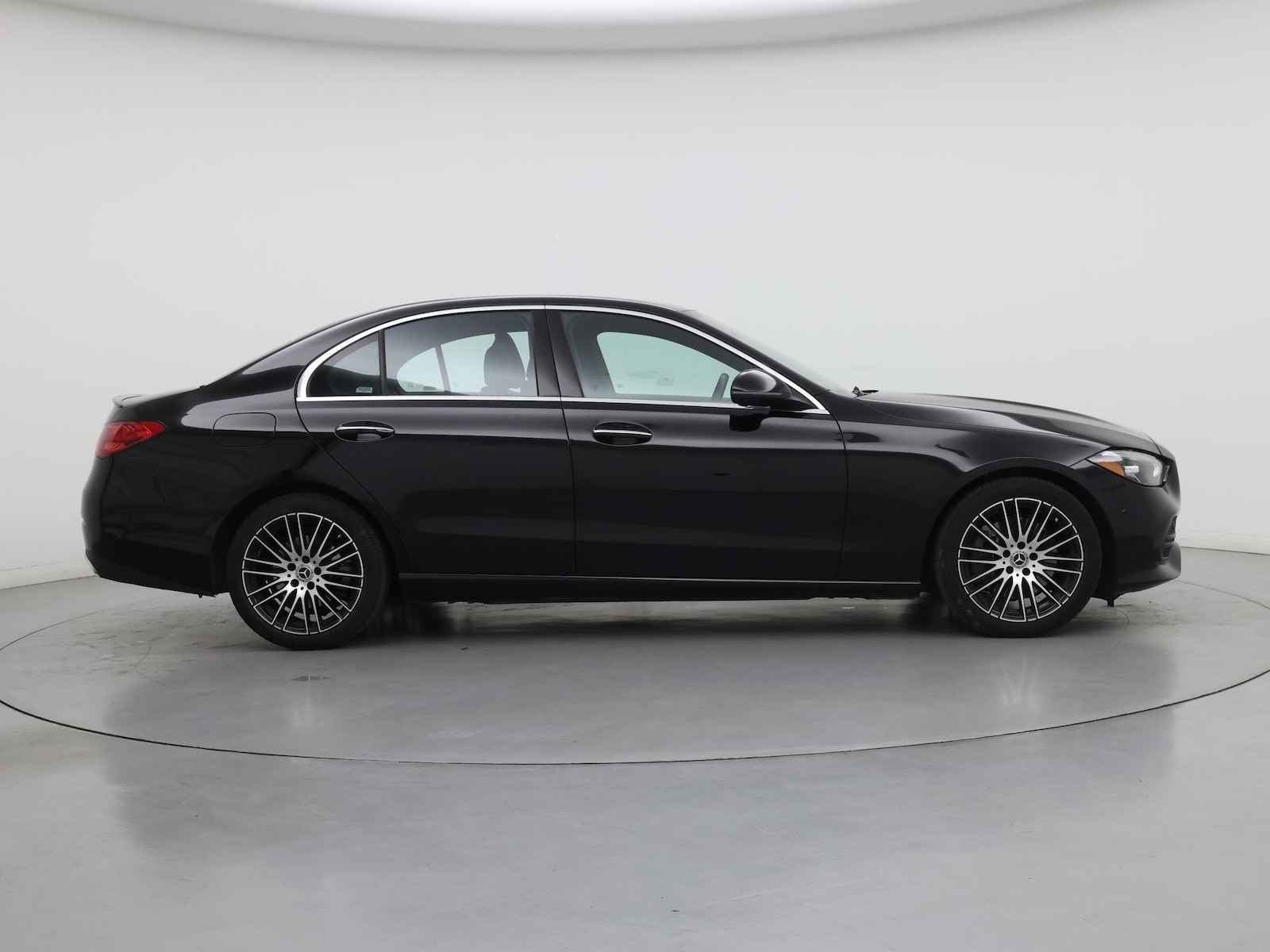 2025 Mercedes-Benz C-Class Sedan C 300 - Photo 8