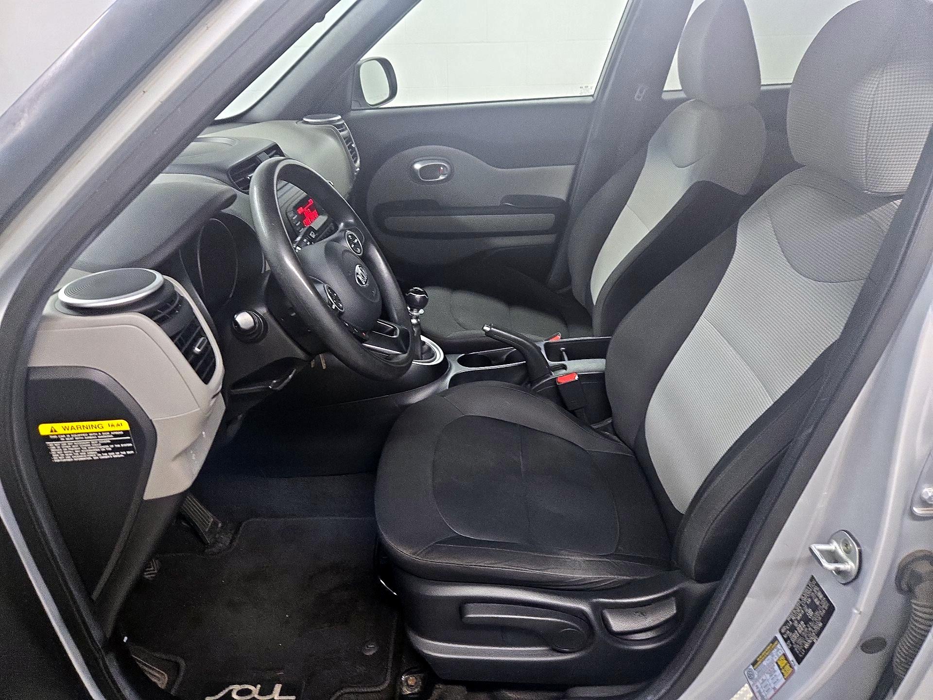 Thumbnail: 2015 Kia Soul - 11