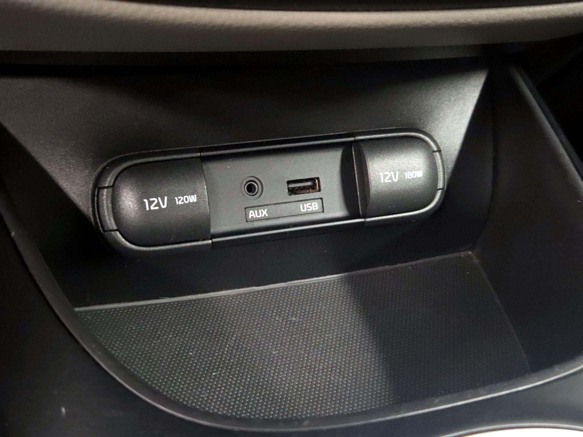 Thumbnail: 2015 Kia Soul - 17