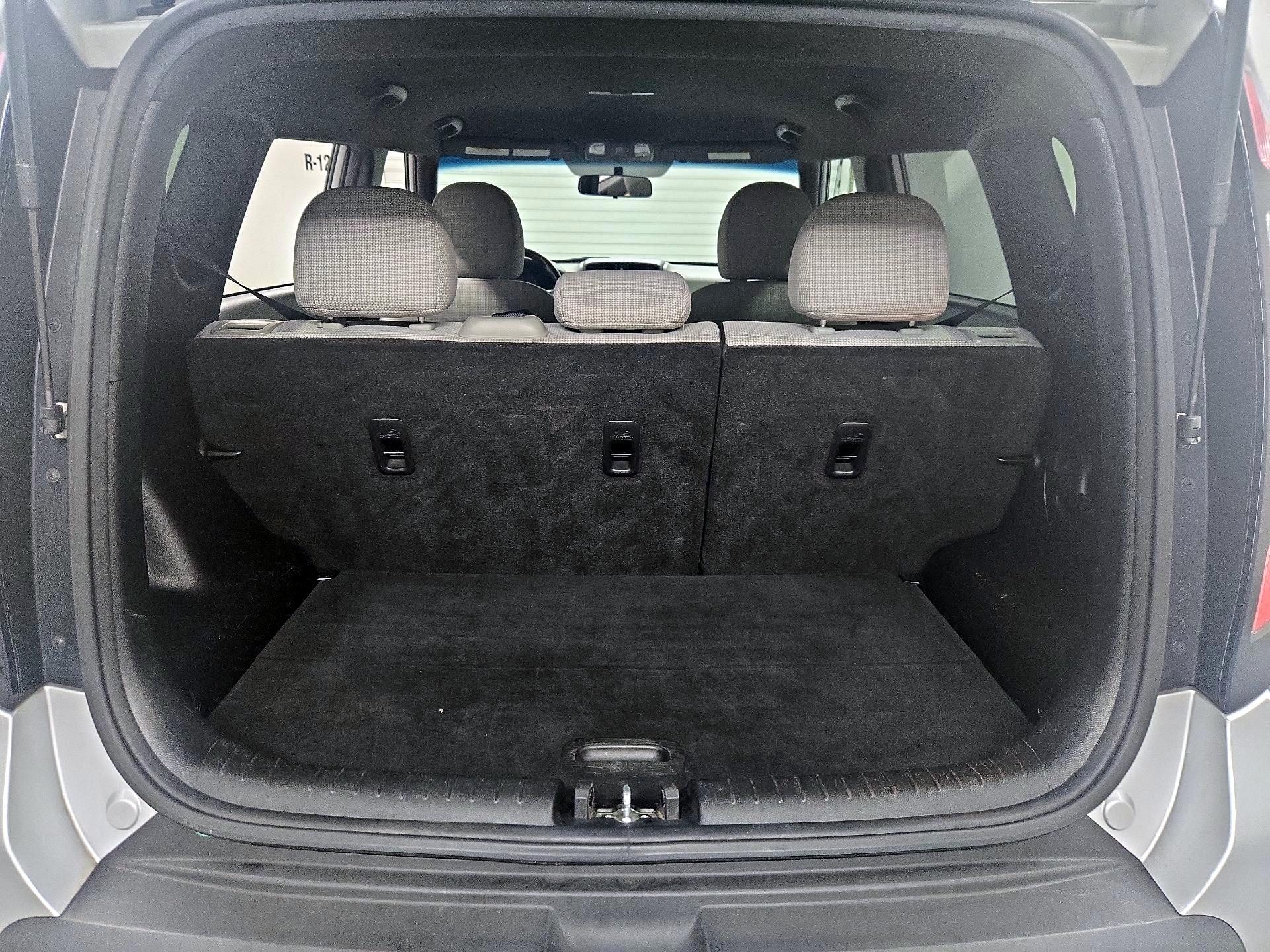 Thumbnail: 2015 Kia Soul - 19