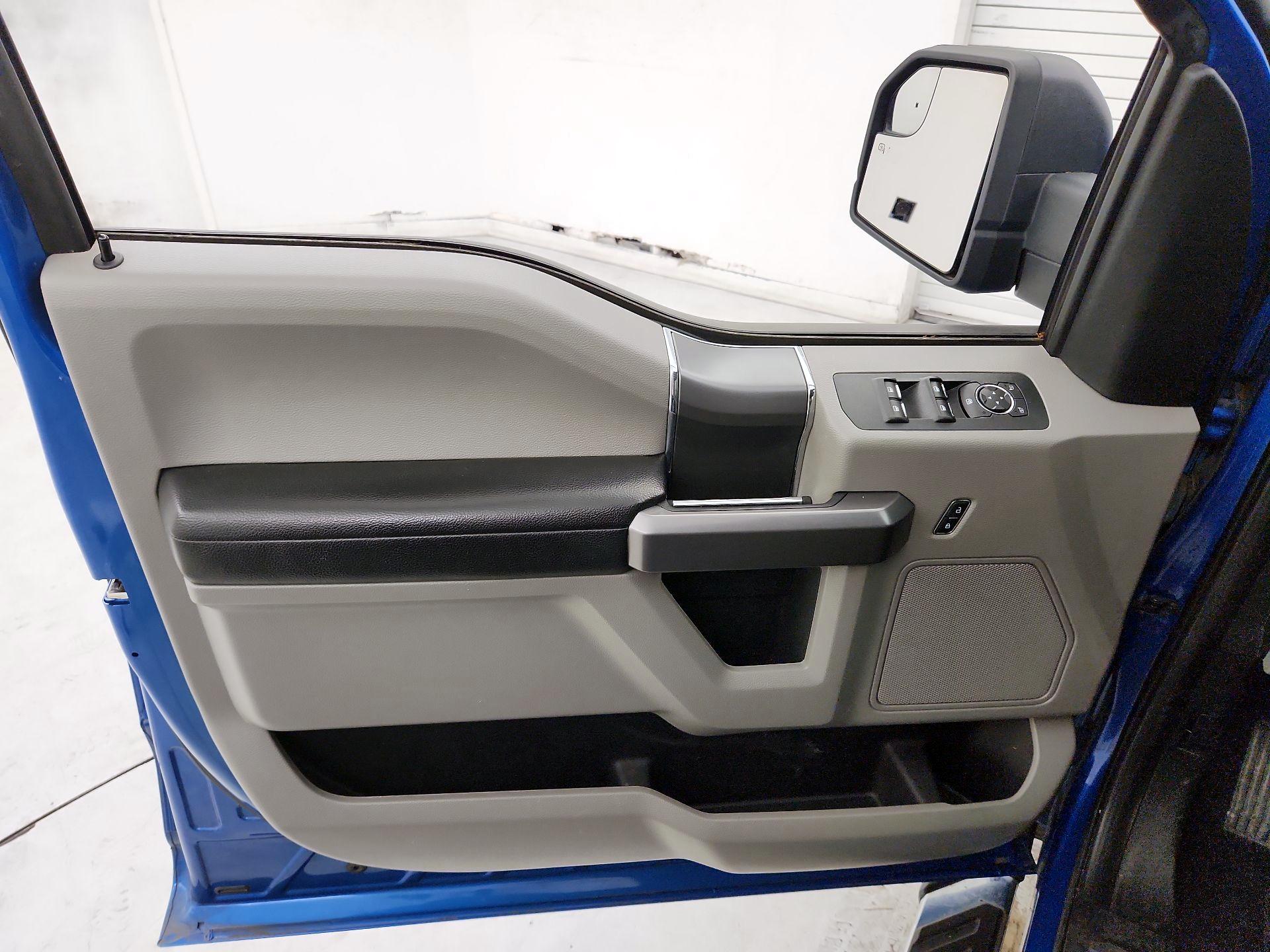 Thumbnail: 2019 Ford F-150 - 12