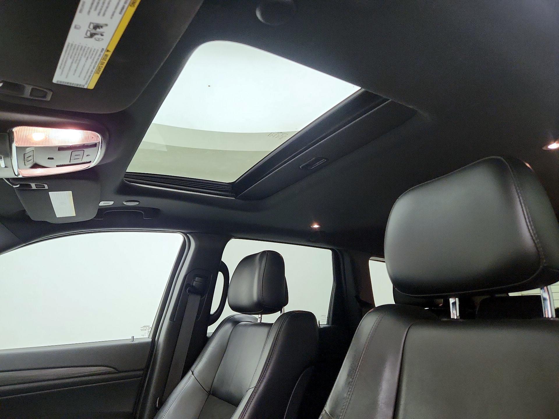 Thumbnail: 2021 Jeep Grand Cherokee - 20