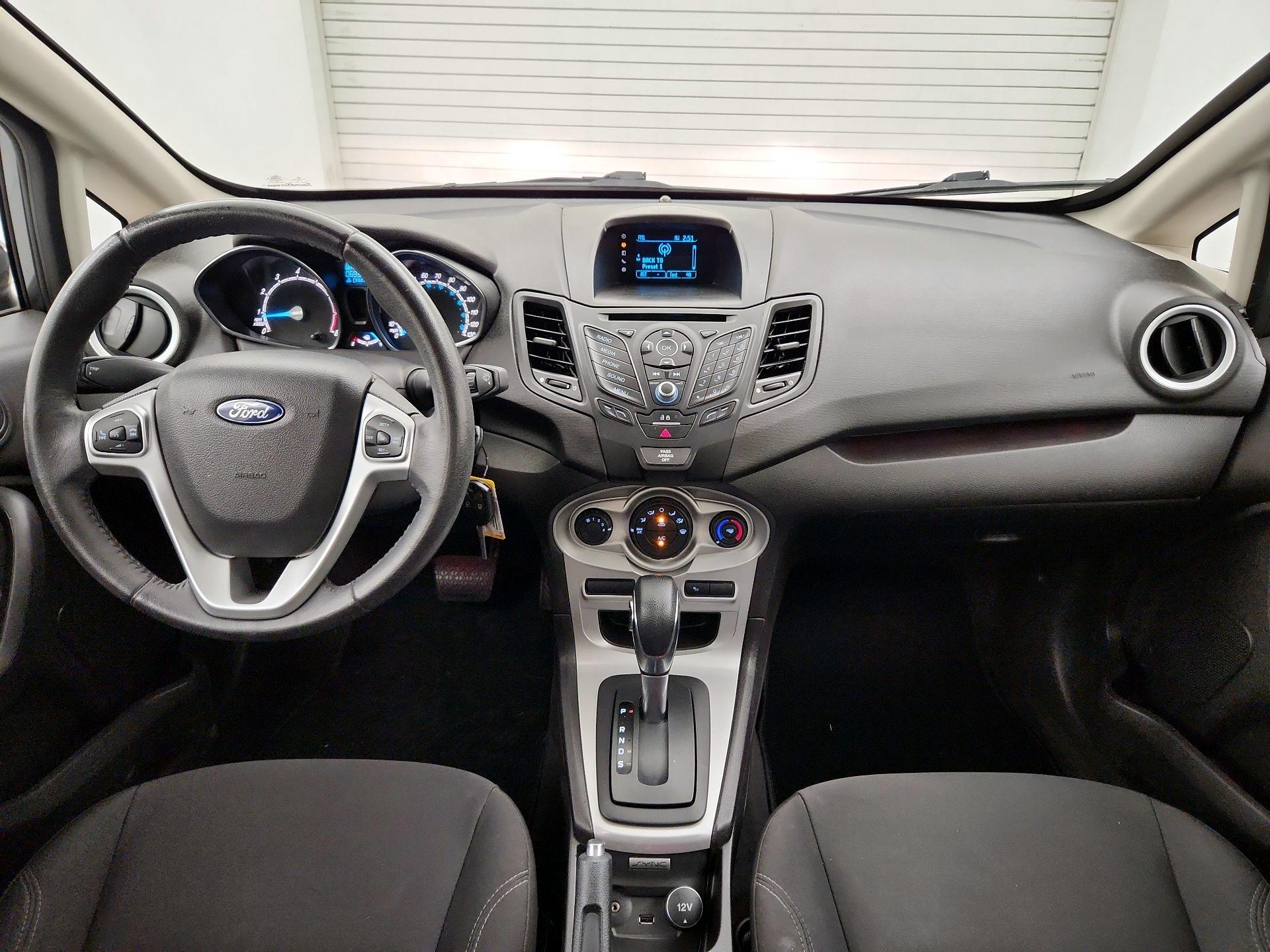 Thumbnail: 2016 Ford Fiesta - 9