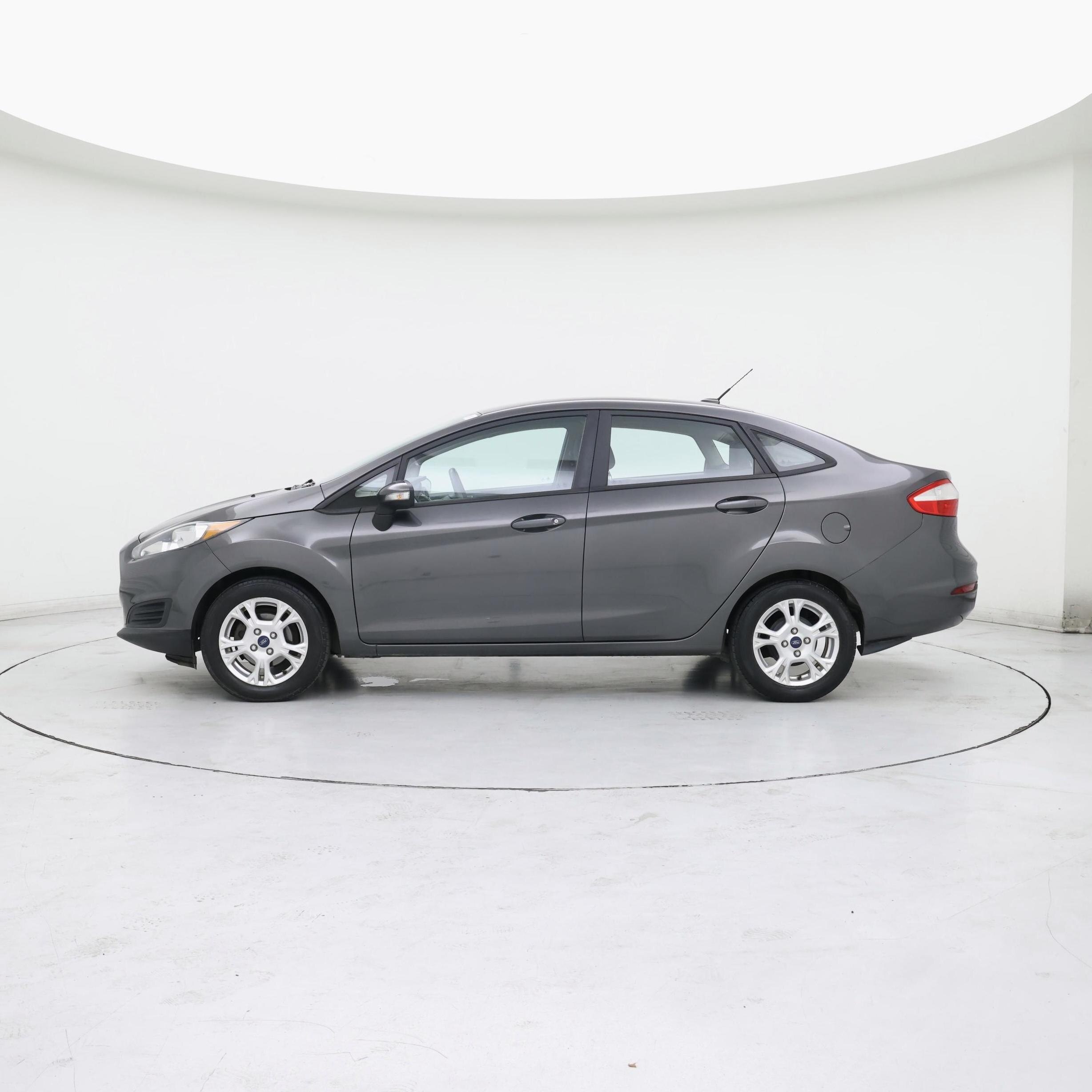 Thumbnail: 2016 Ford Fiesta - 3
