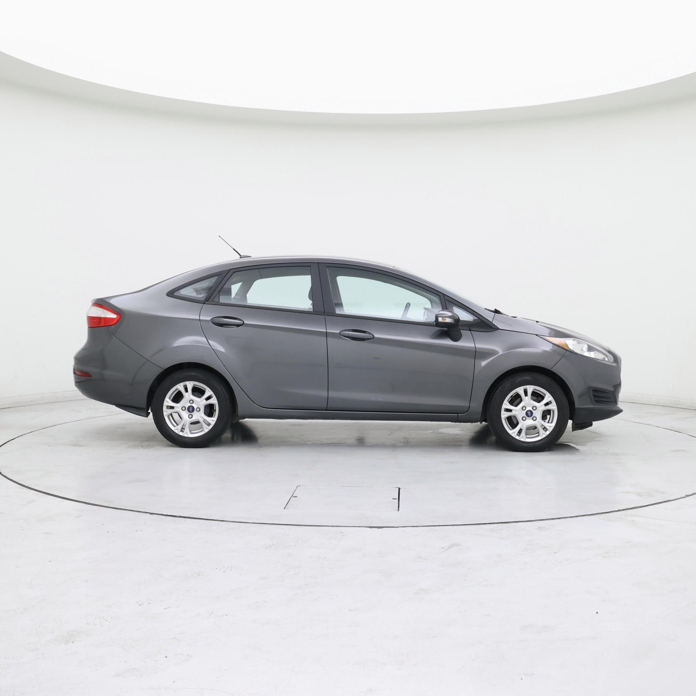 Thumbnail: 2016 Ford Fiesta - 7