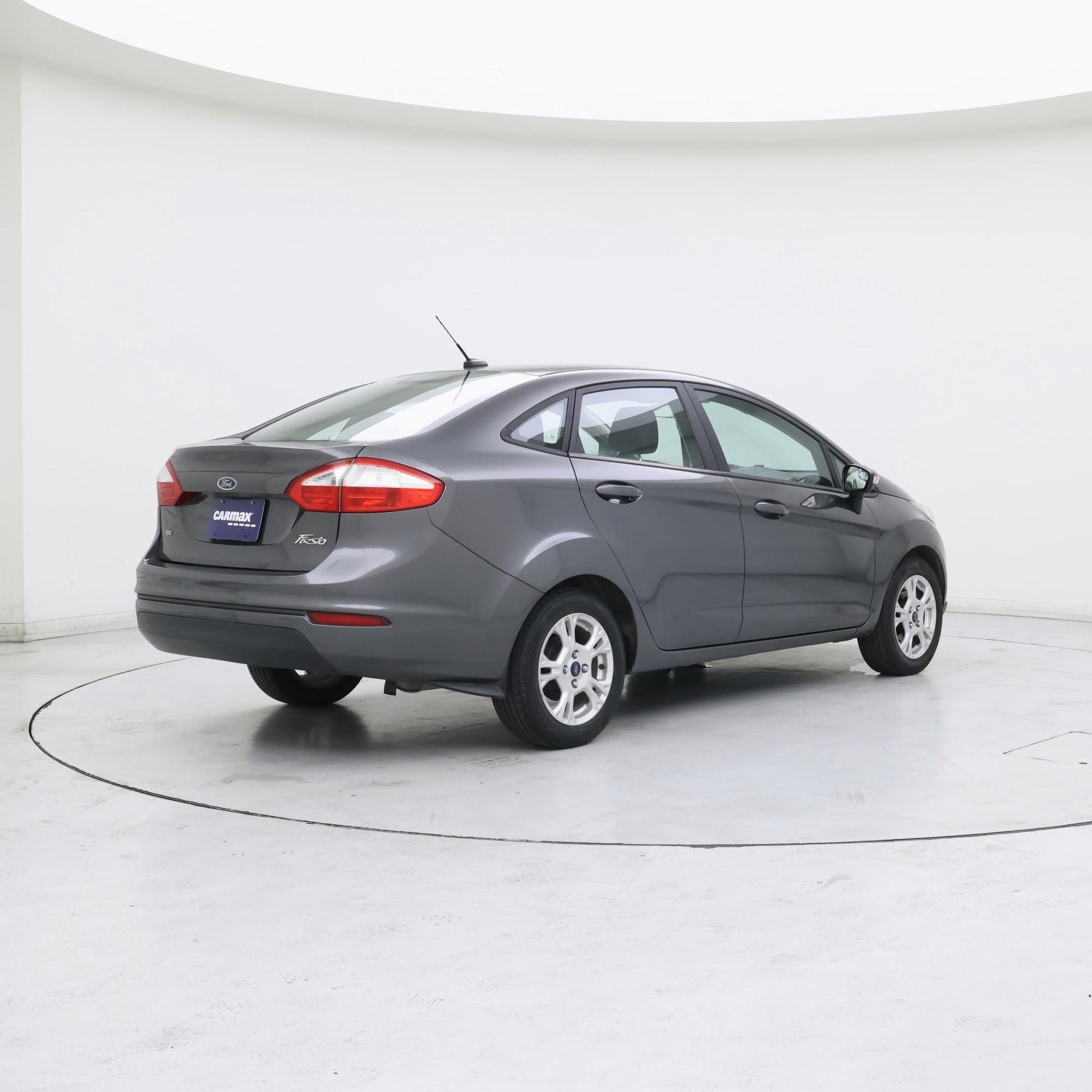 Thumbnail: 2016 Ford Fiesta - 8