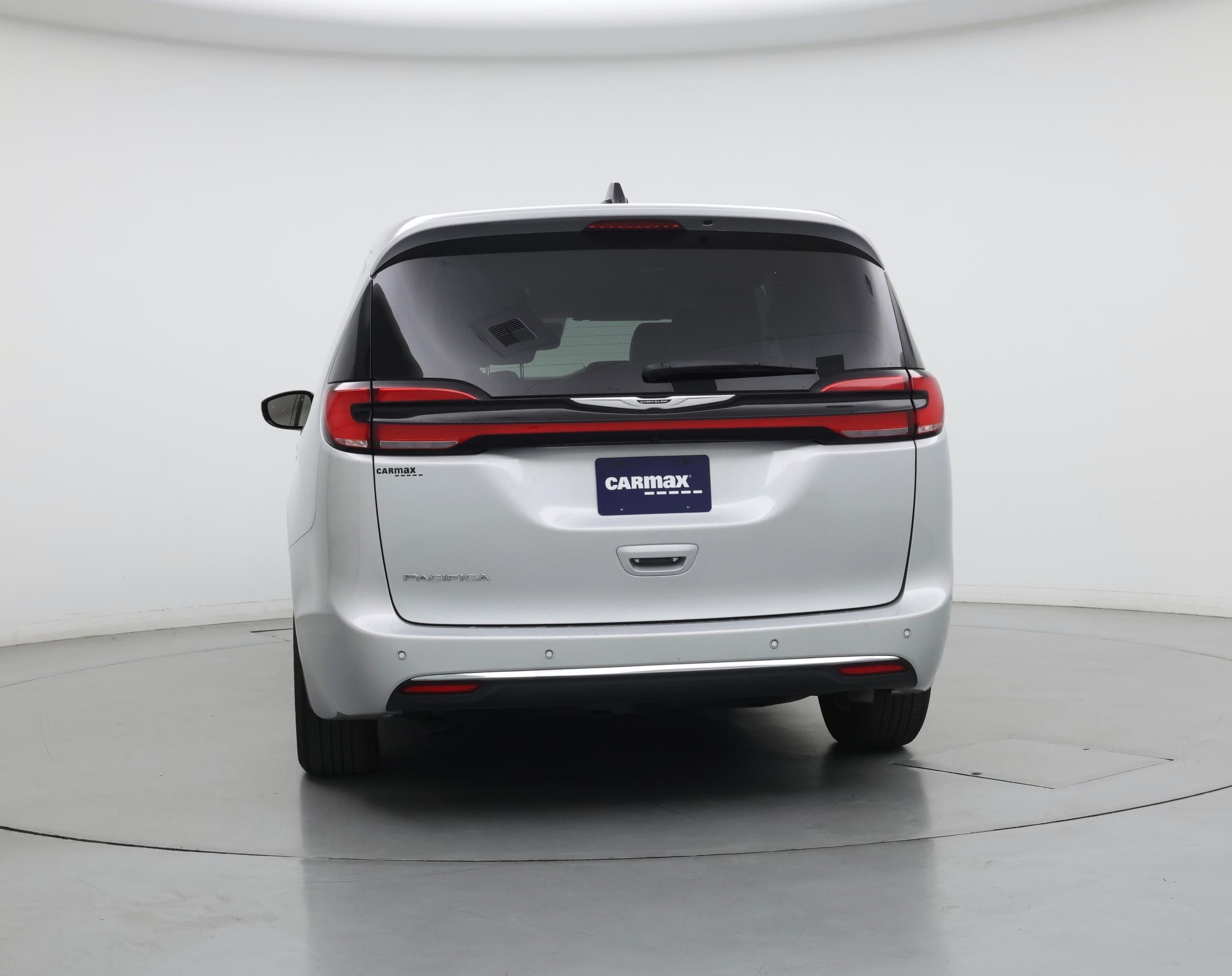 Thumbnail: 2024 Chrysler Pacifica - 6