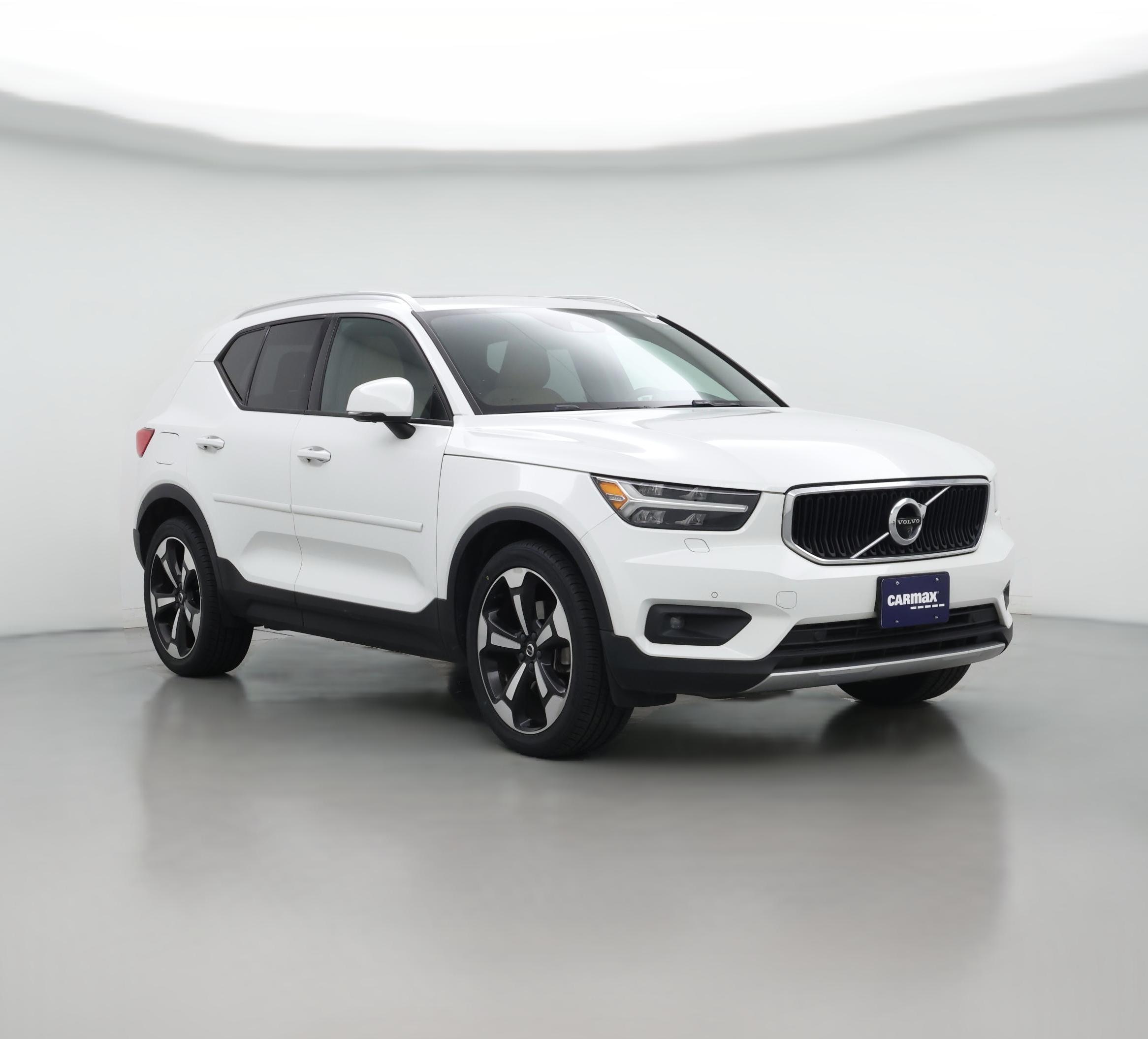 Thumbnail: 2020 Volvo XC40 - 1