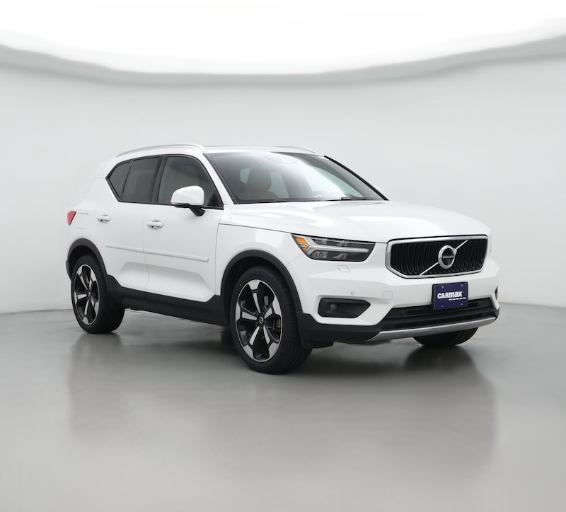 2020 Volvo XC40 T5 Momentum