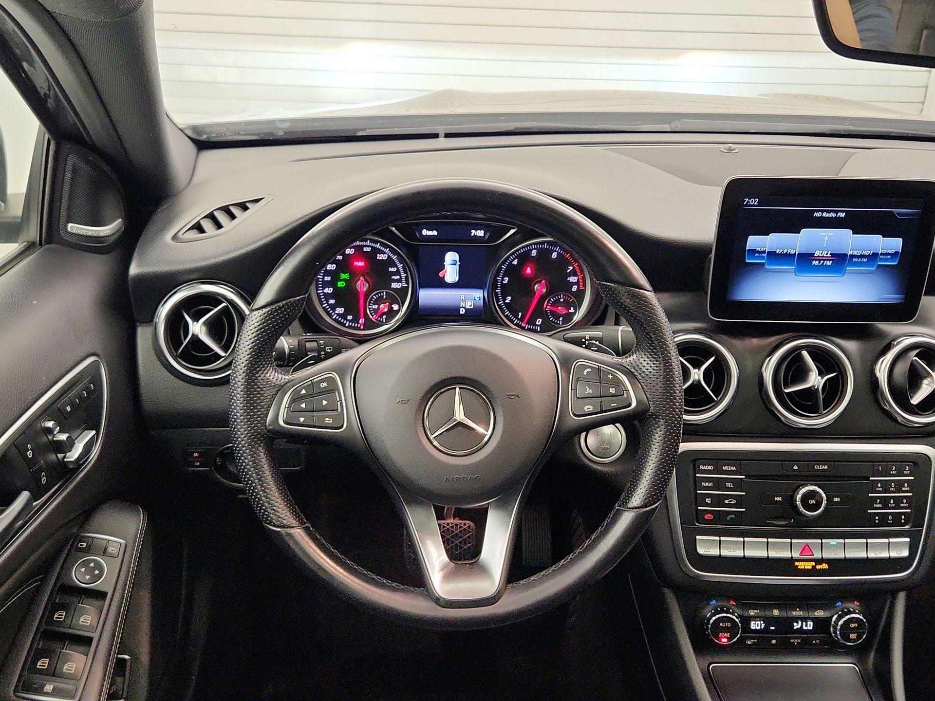 Thumbnail: 2019 Mercedes-Benz GLA - 10