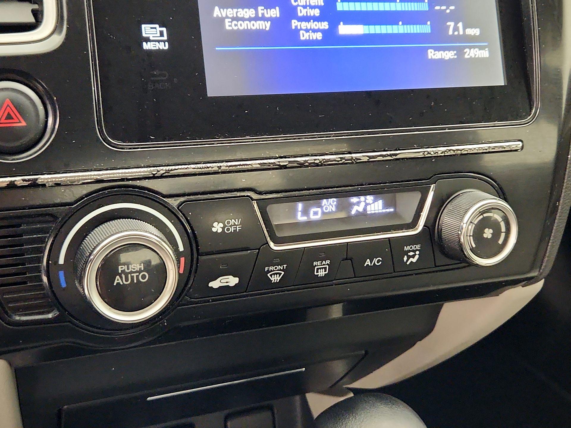 Thumbnail: 2014 Honda Civic - 16