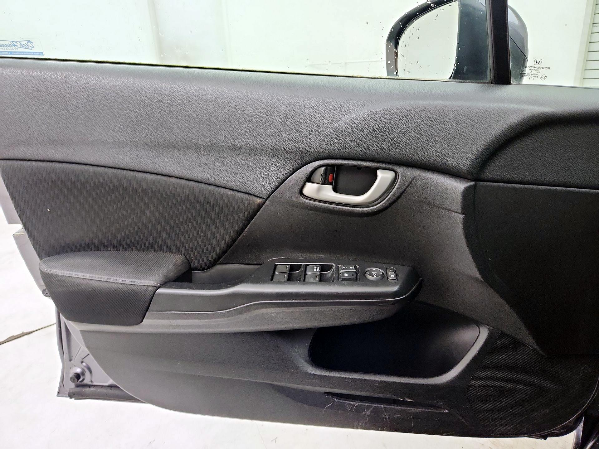 Thumbnail: 2015 Honda Civic - 12
