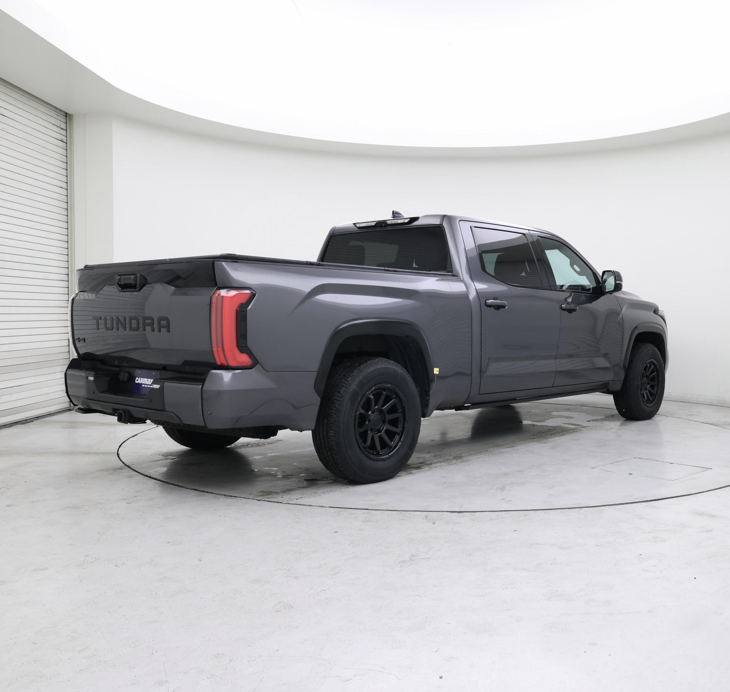 Thumbnail: 2022 Toyota Tundra - 8