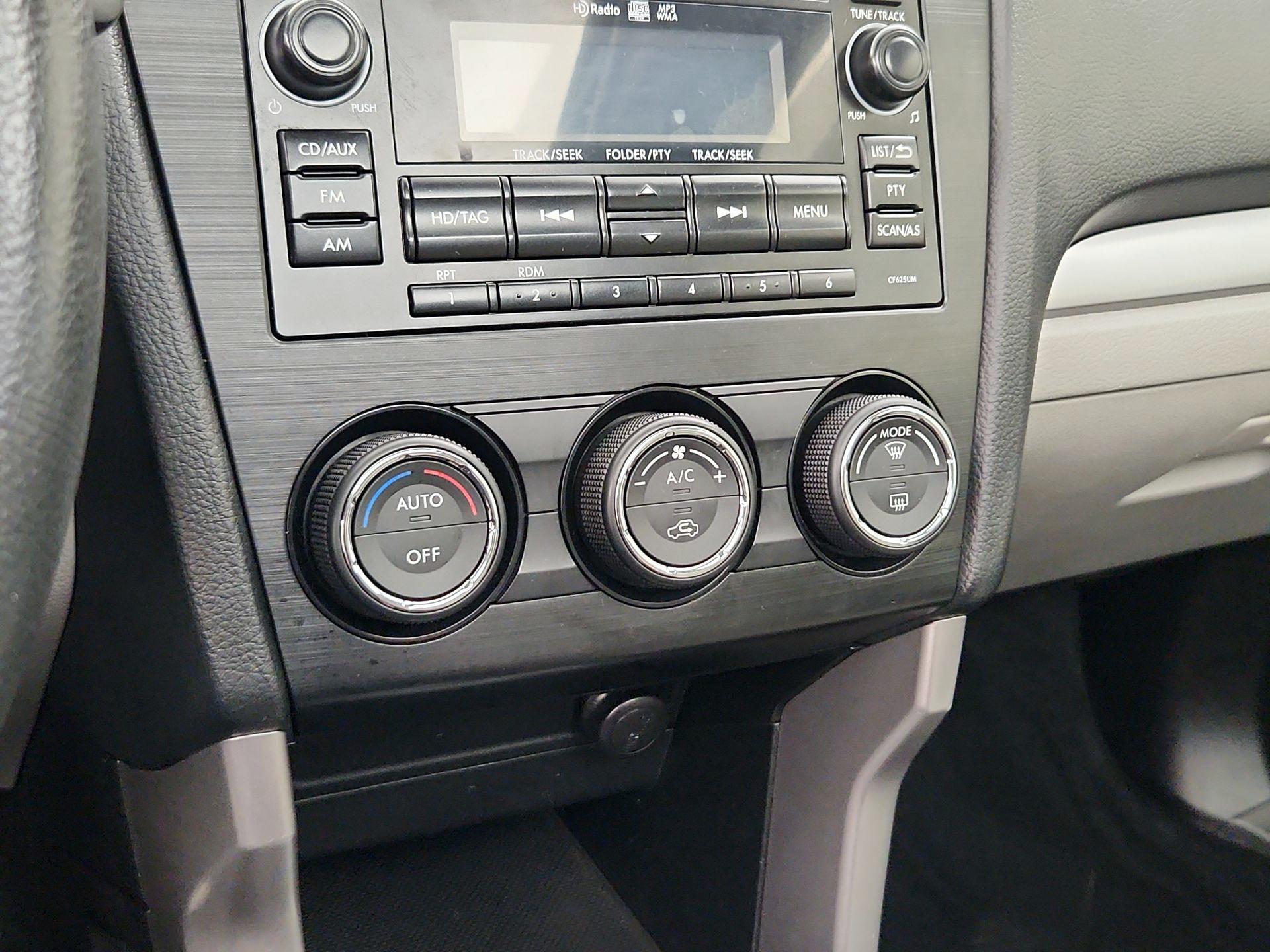 Thumbnail: 2015 Subaru Forester - 16