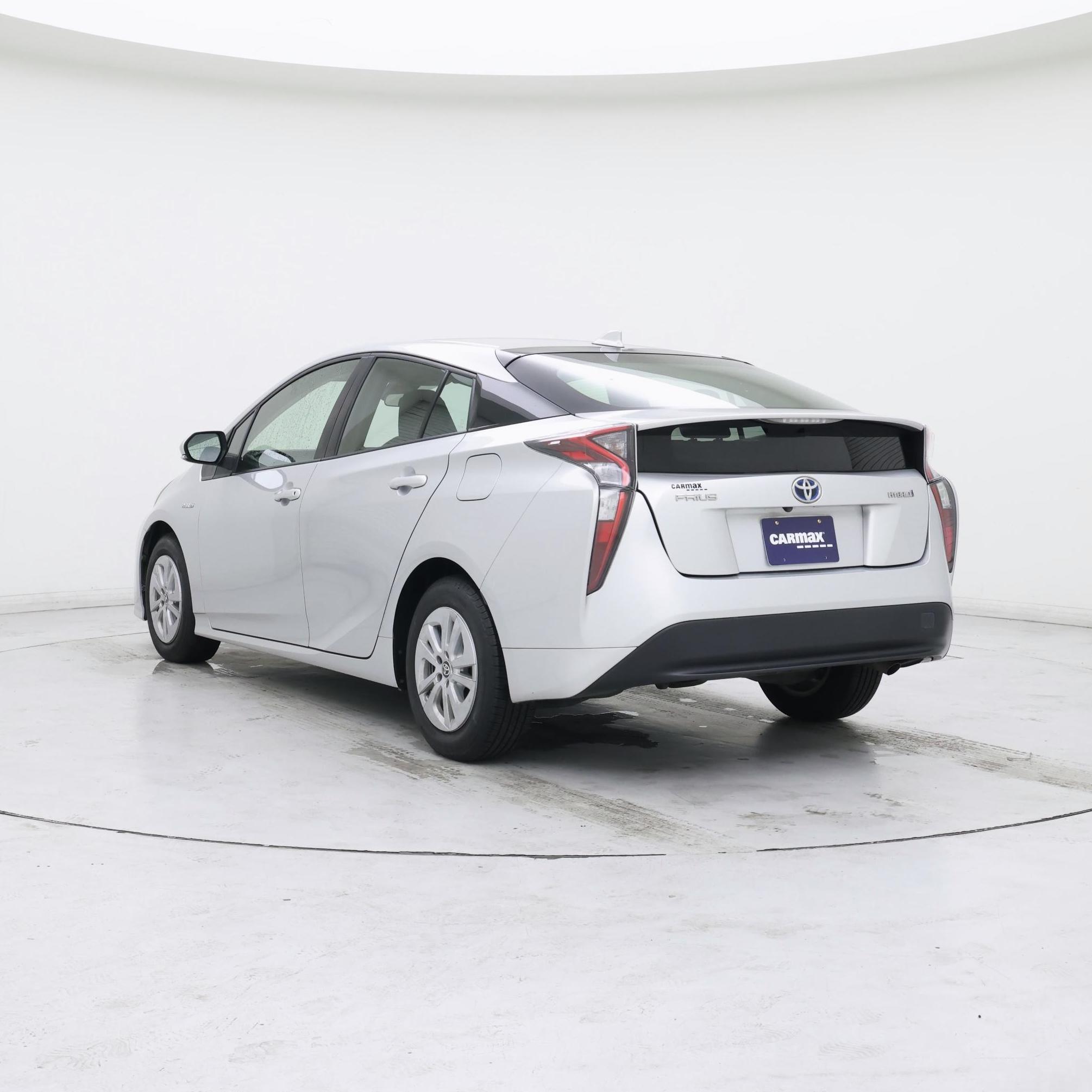 Thumbnail: 2017 Toyota Prius - 2