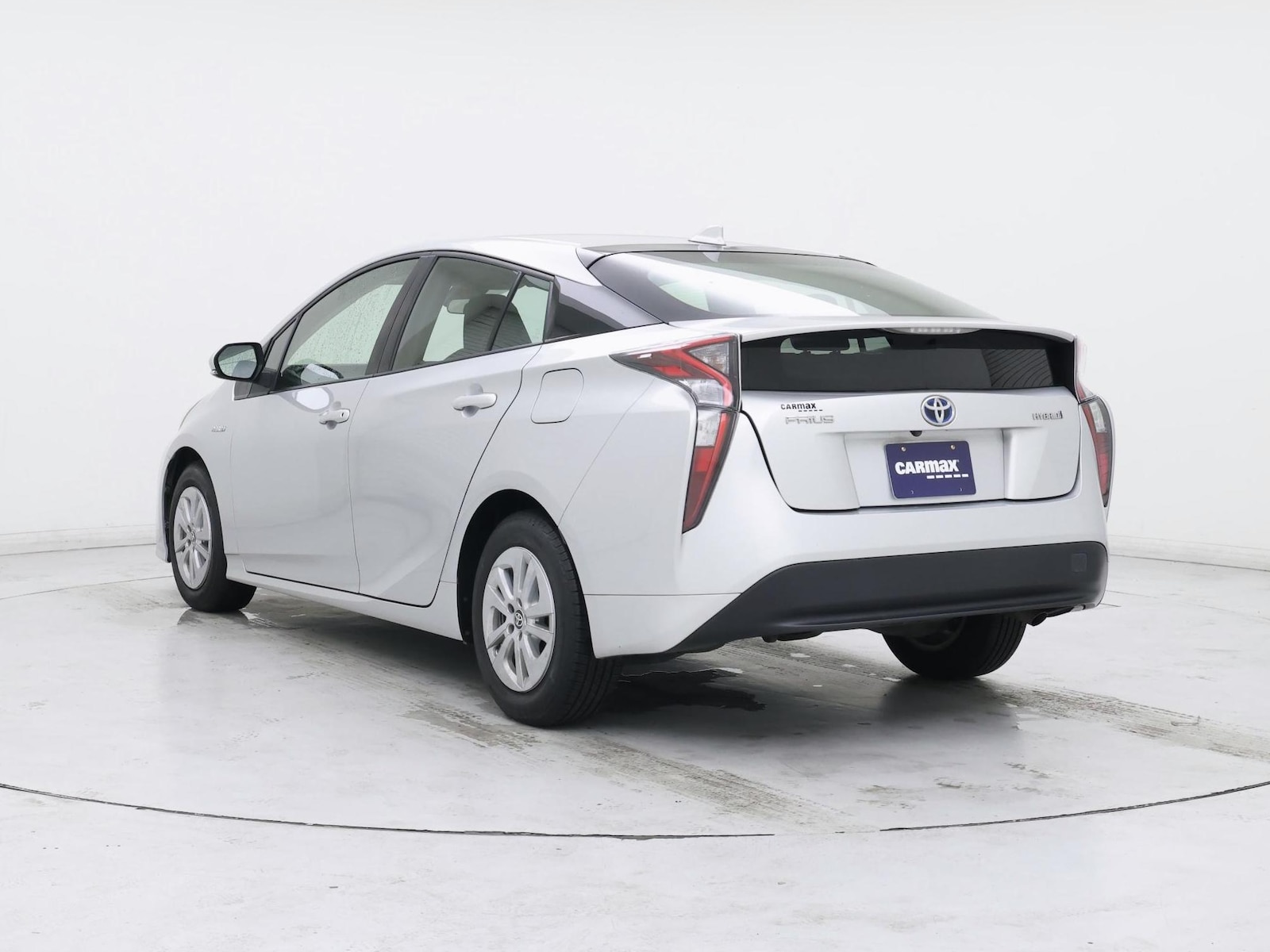 2017 Toyota Prius One - Photo 3