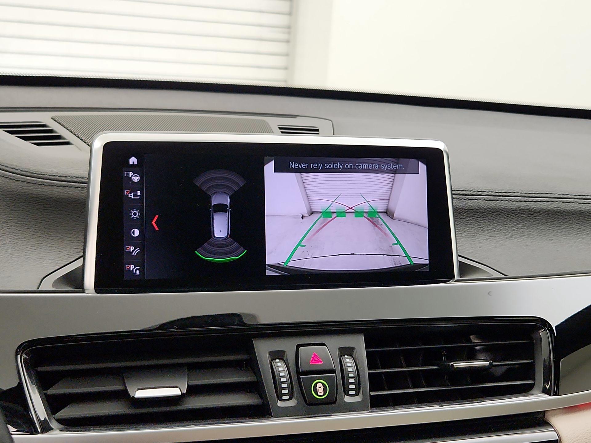 Thumbnail: 2022 BMW X1 - 15