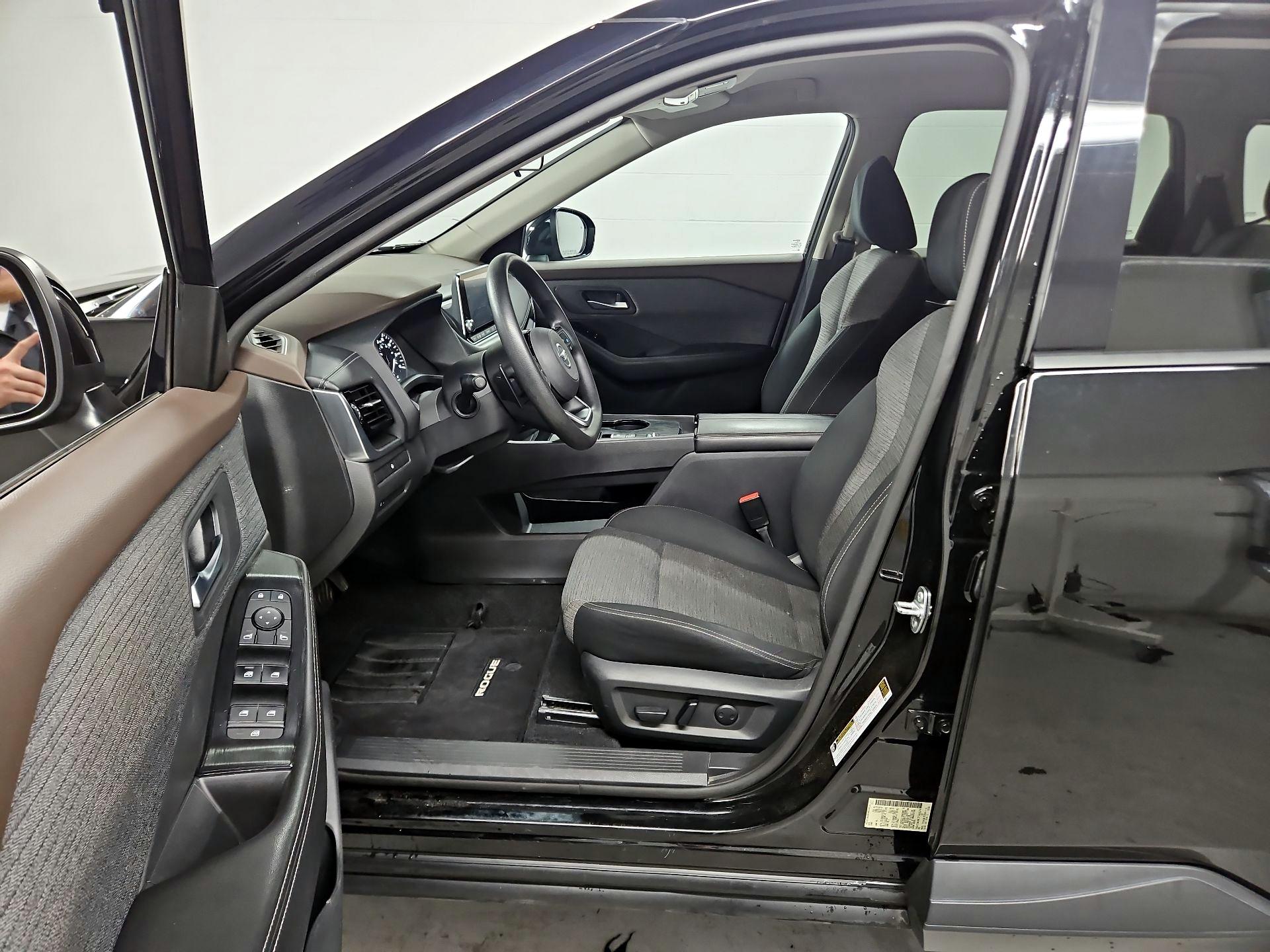 Thumbnail: 2021 Nissan Rogue - 11