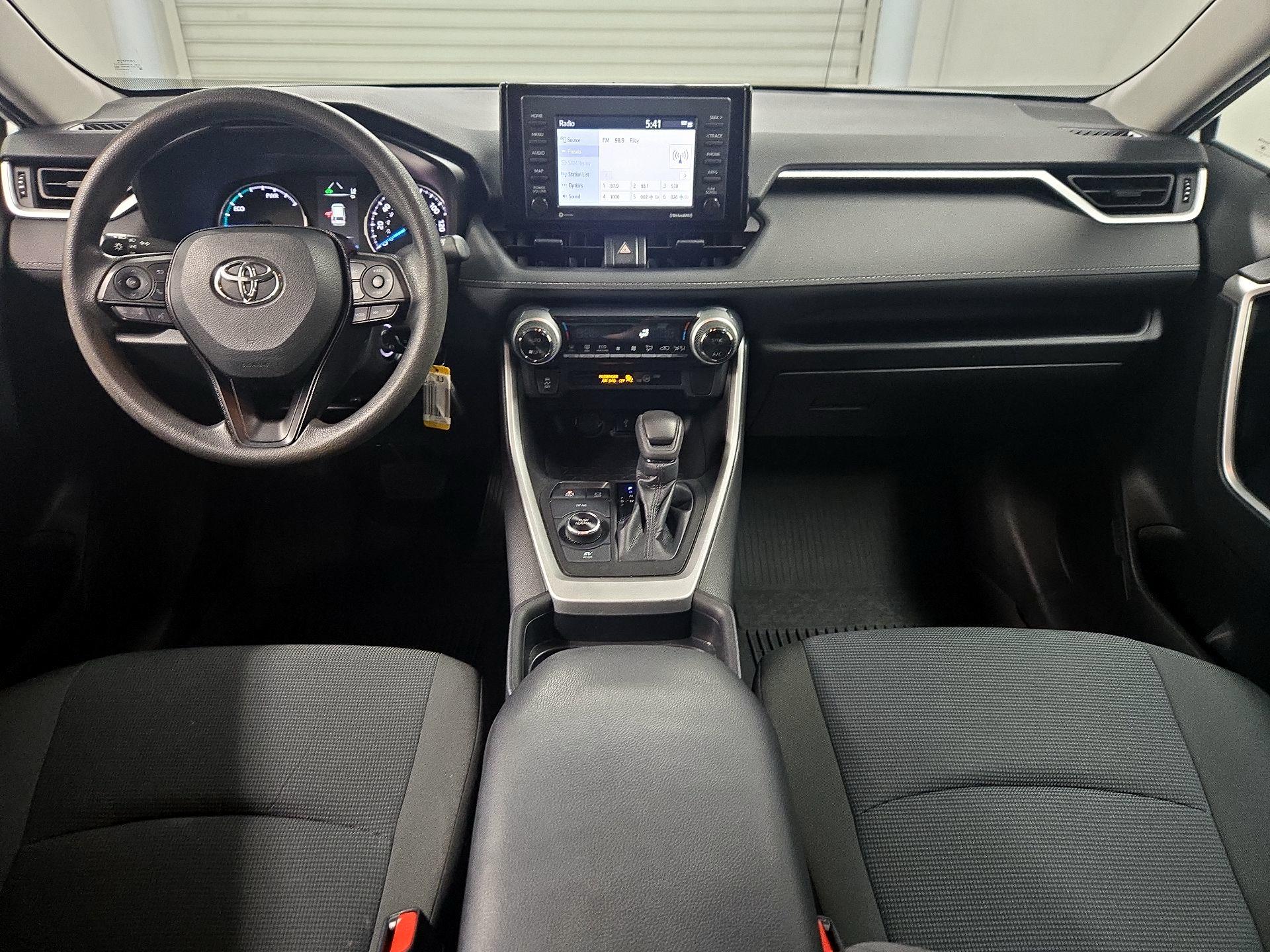 Thumbnail: 2021 Toyota RAV4 - 9