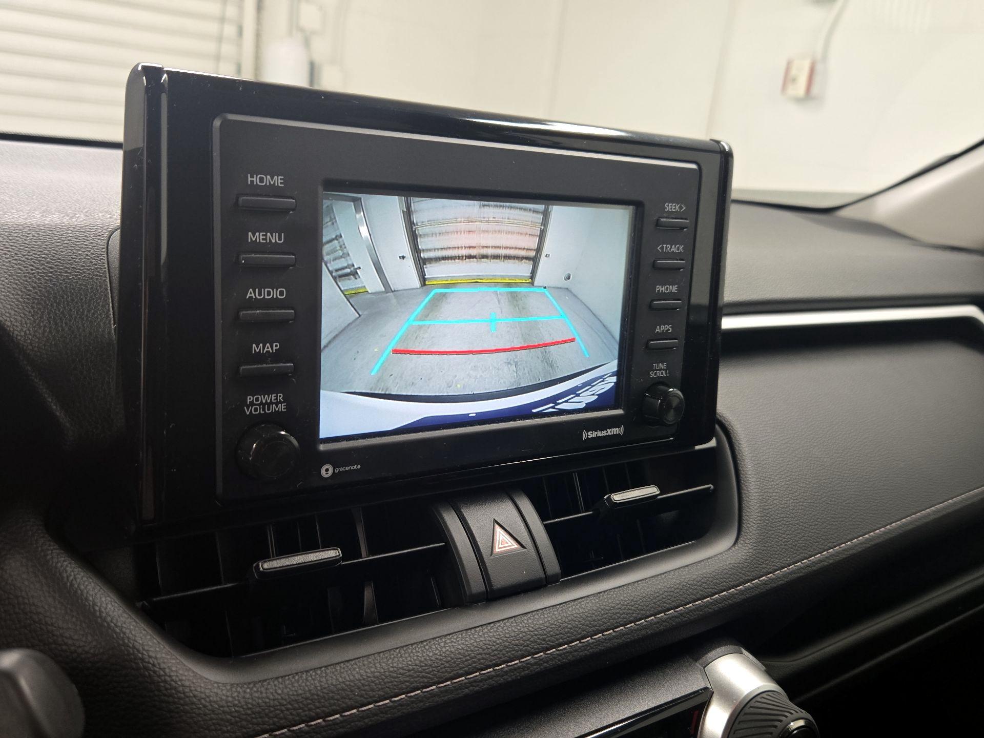 Thumbnail: 2021 Toyota RAV4 - 14