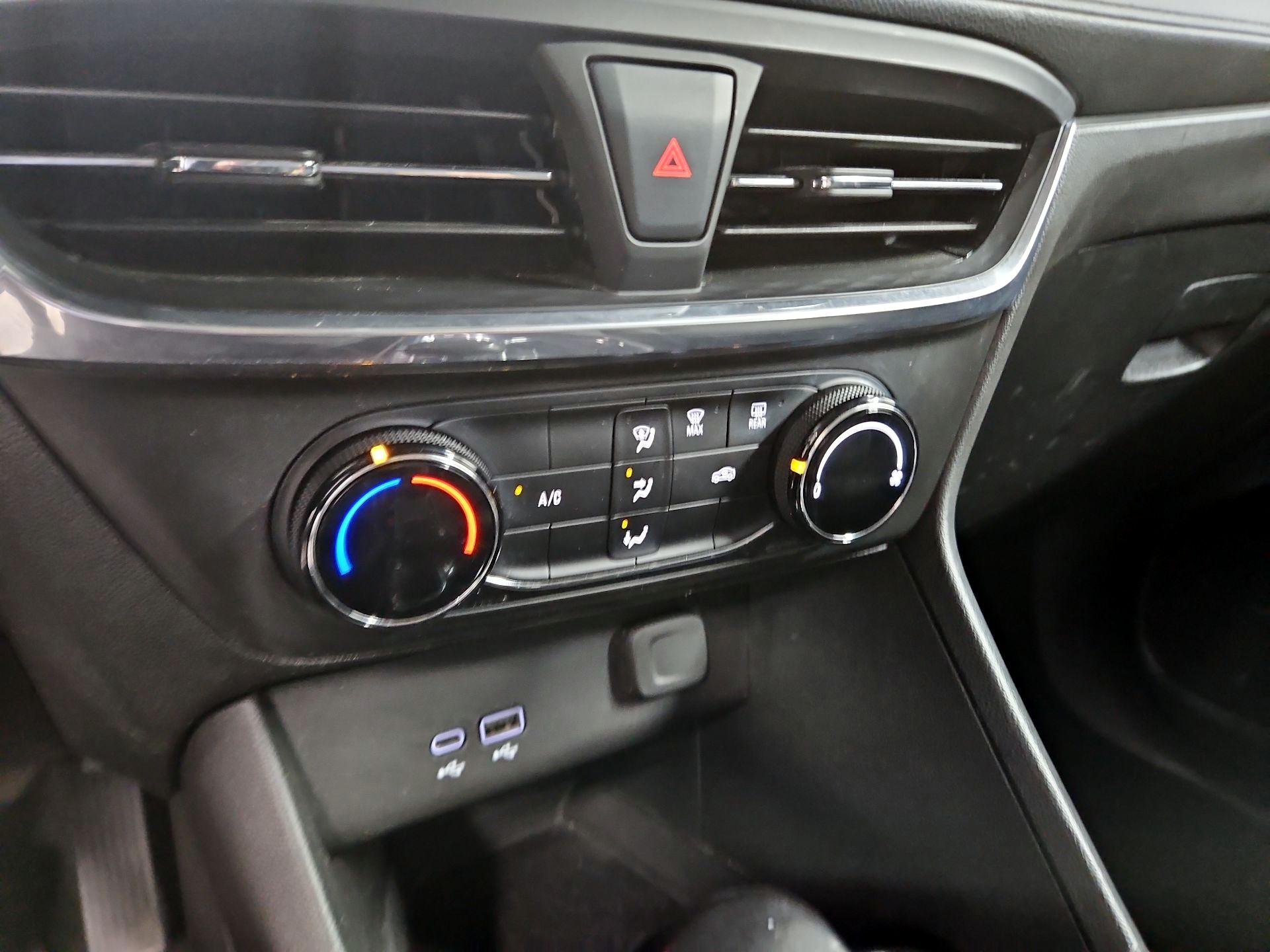 Thumbnail: 2024 Buick Encore GX - 16