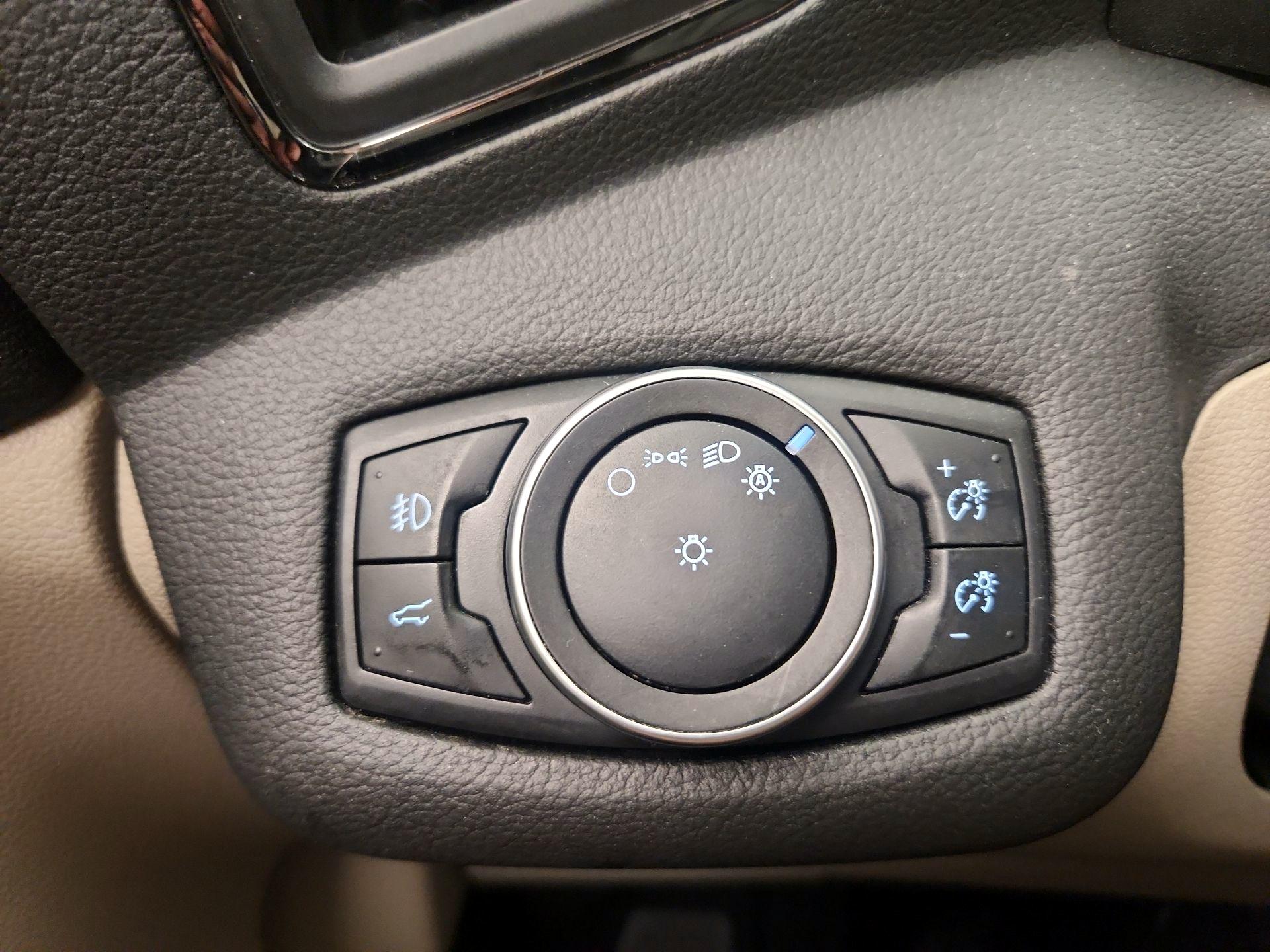 Thumbnail: 2018 Ford Escape - 13