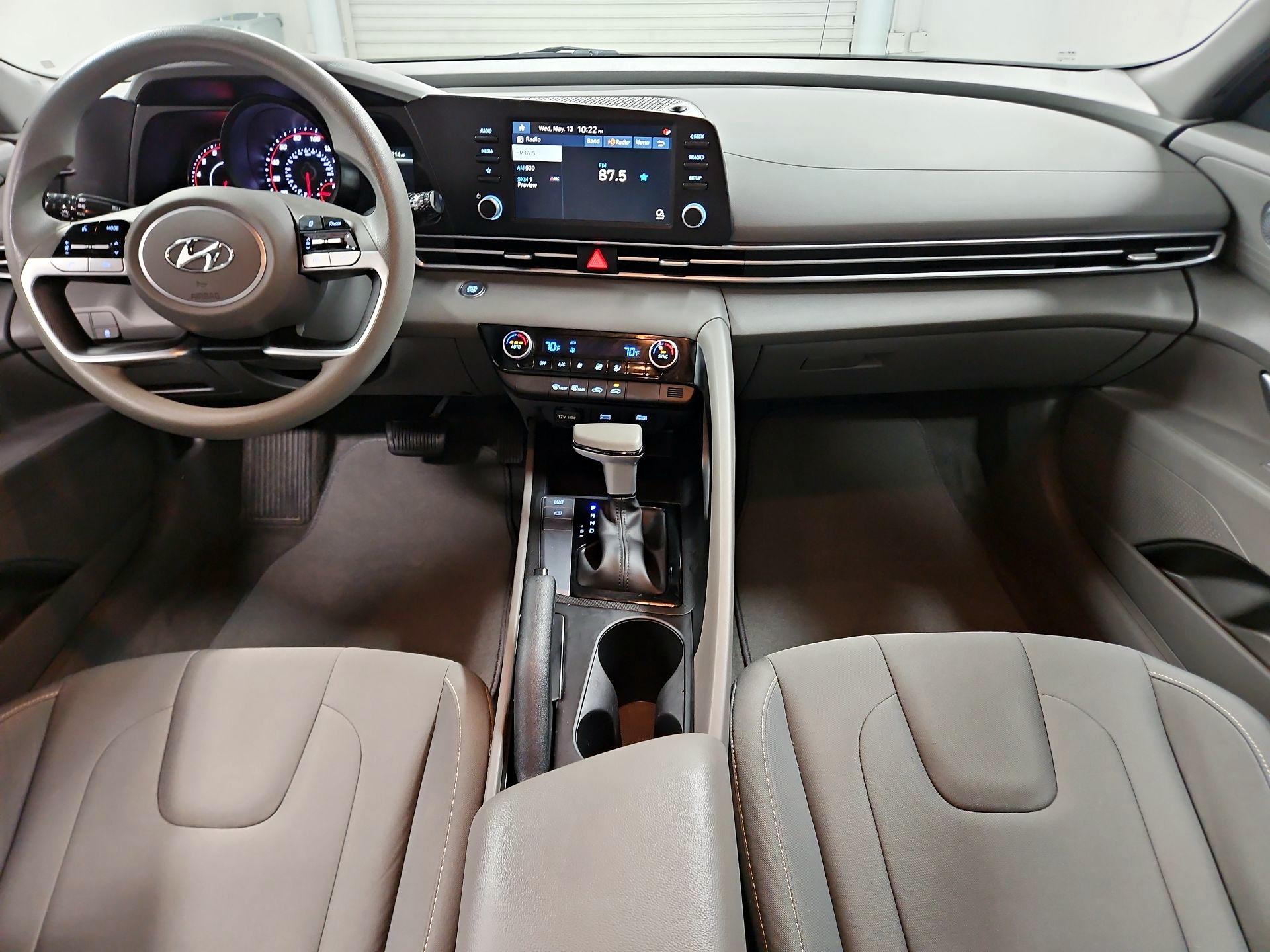 Thumbnail: 2023 Hyundai Elantra - 9