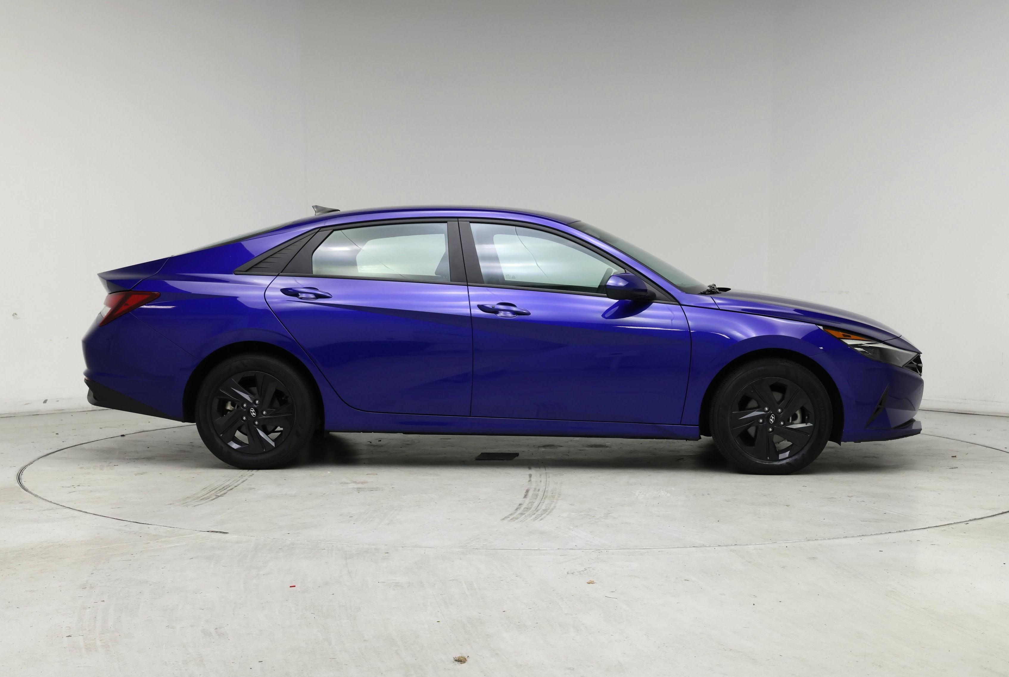 Thumbnail: 2023 Hyundai Elantra - 7