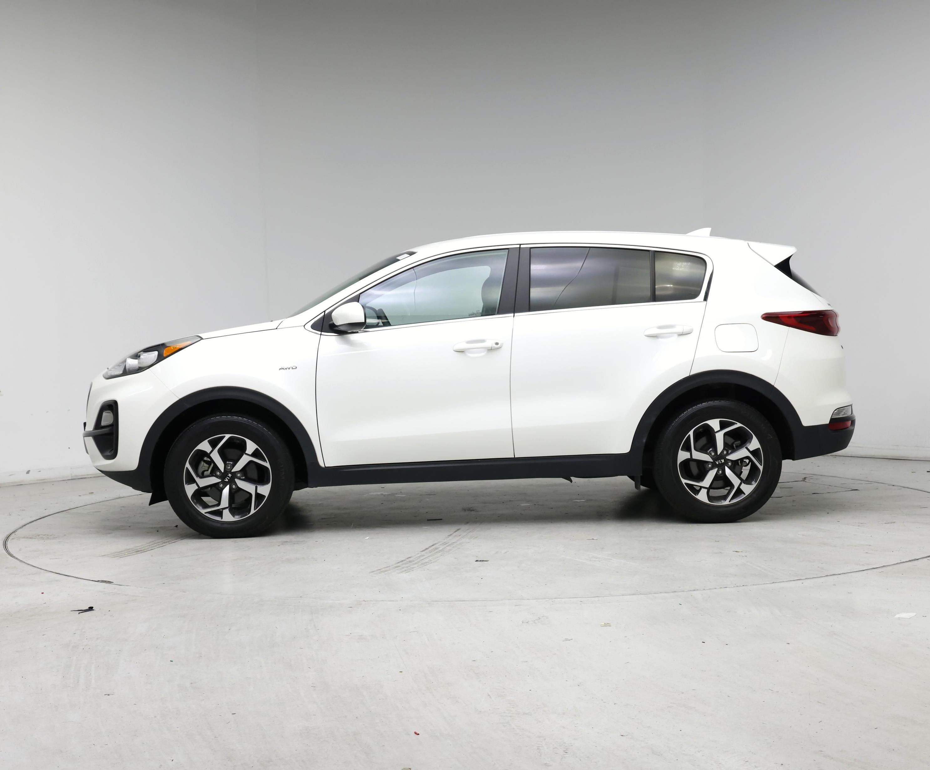 Thumbnail: 2022 Kia Sportage - 3